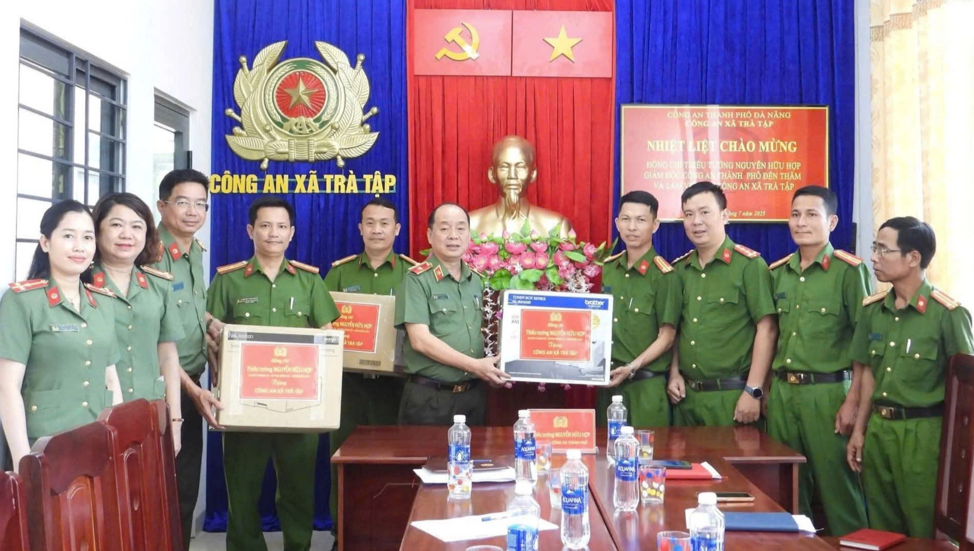 Thiếu tướng Nguyễn Hữu Hợp: Tăng sức mạnh cho 'cú đấm thép' 911 trấn áp tội phạm... - Ảnh 10.
