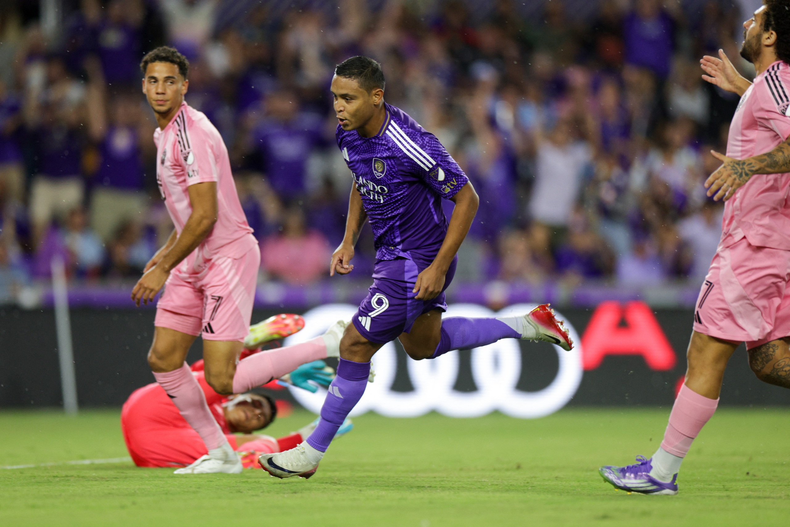 Inter Miami menerima kejutan, Messi segera menetapkan tarikh untuk kembali menyelamatkan hari - Foto 2. Inter Miami nhận cú sốc, Messi lập tức hẹn ngày trở lại cứu nguy- Ảnh 2.