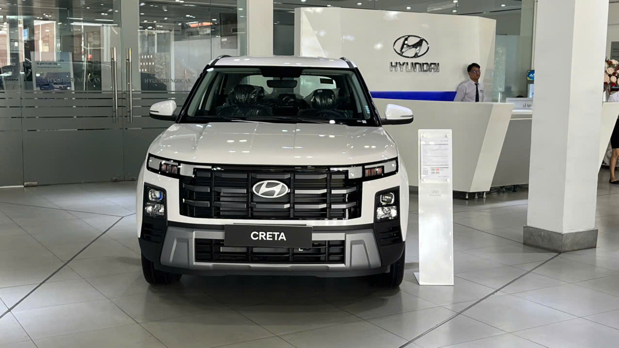 SUV đô thị 2025: Toyota Yaris Cross mất ‘ngôi vương’ trong tiếc nuối - Ảnh 1.