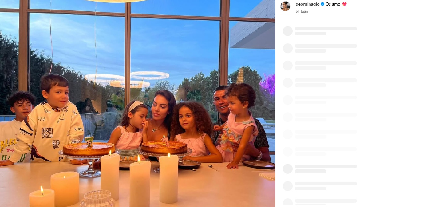 Chuyện tình Ronaldo và Georgina: Nhẫn kim cương 'khủng' đánh dấu 10 năm bên nhau - Ảnh 1.