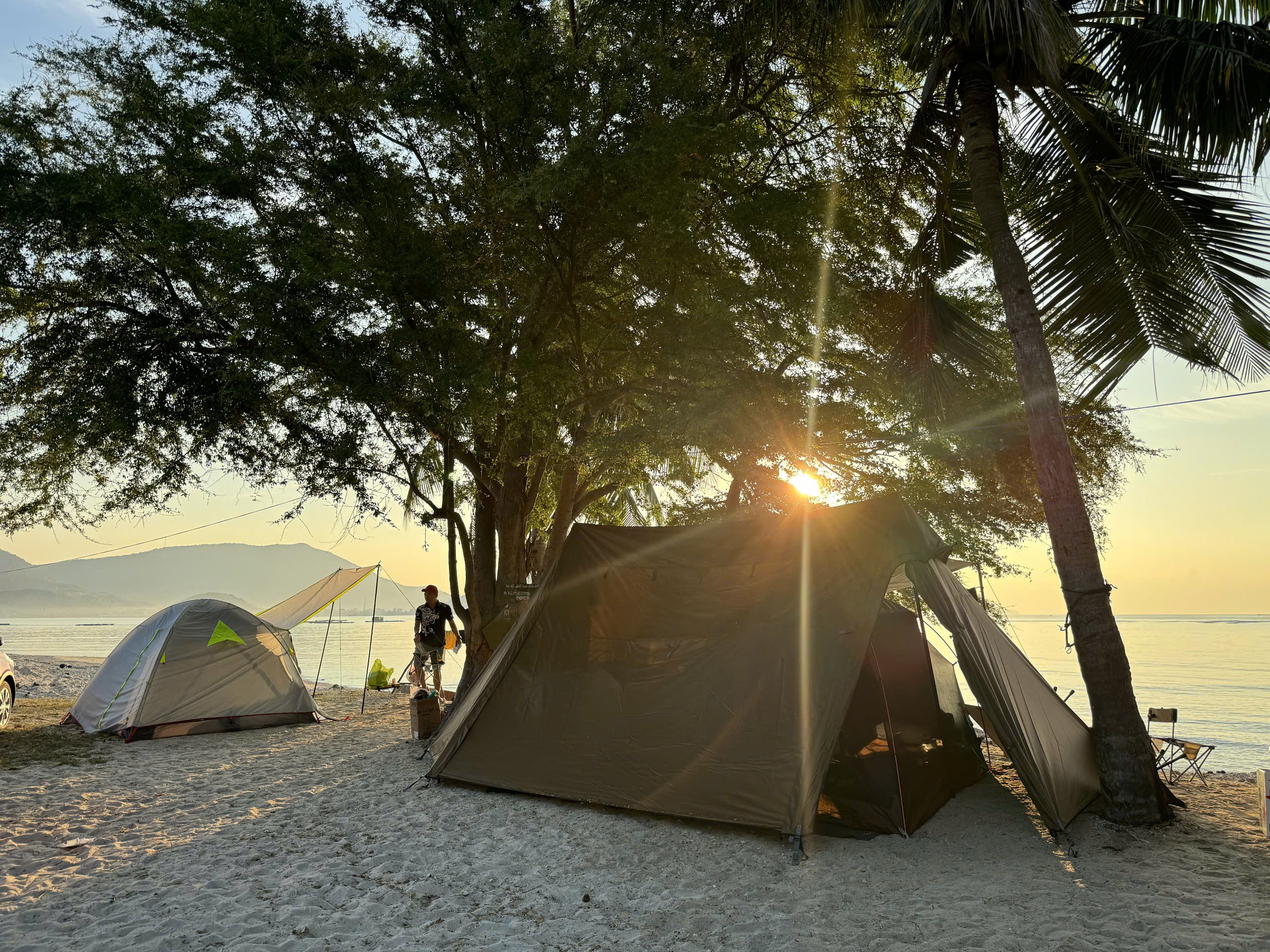 ໝູ່ບ້ານແຄມທະເລທີ່ສວຍງາມ: ບ້ານ 'ສີ່ແຍກ' ຢູ່ຕີນພູ - ພາບ 5. Những ngôi làng tuyệt đẹp ven biển: Làng 'bốn không' dưới chân Hòn Hèo- Ảnh 5.