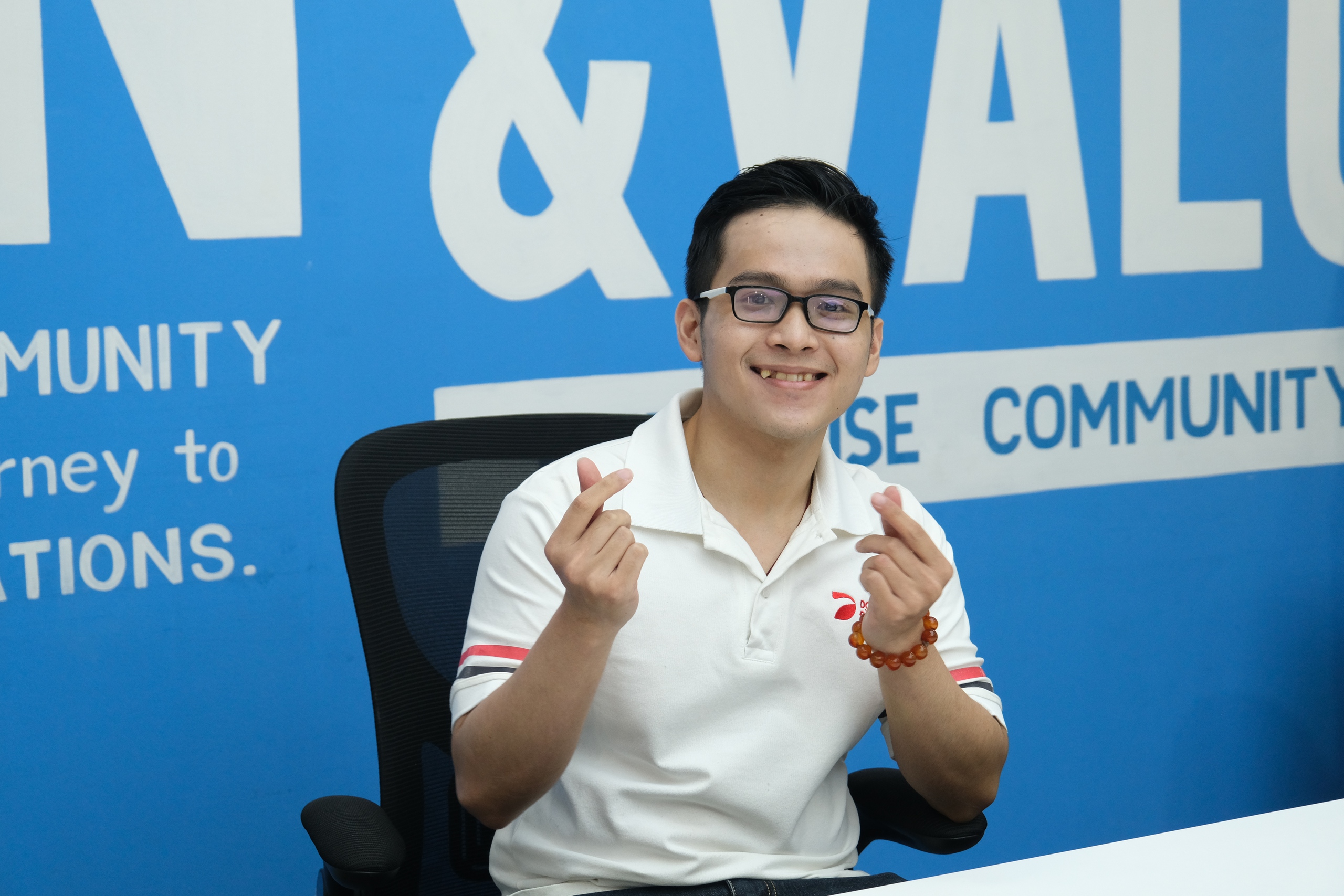 EQ, ngoại ngữ giúp tăng lợi thế cạnh tranh thời AI ra sao? - Ảnh 4.