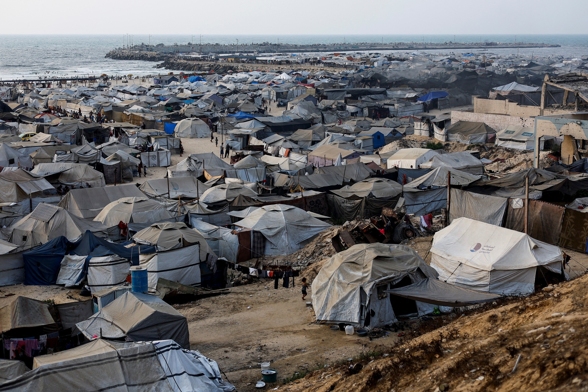 Gaza chờ đợi hòa đàm Israel Hamas giữa khói lửa và nỗi lo nhân đạo - Ảnh 1.