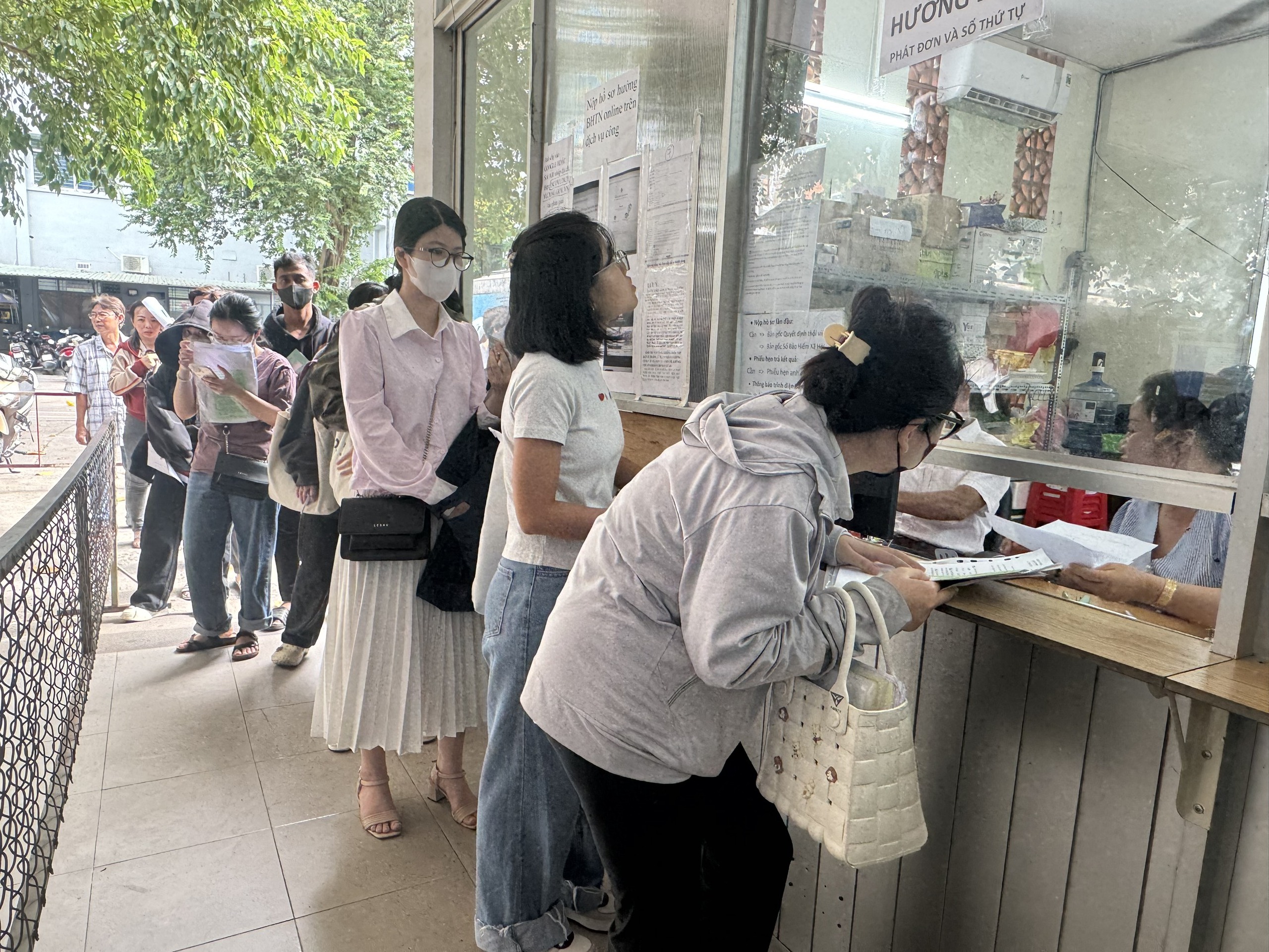Hồ sơ hưởng trợ cấp thất nghiệp tại TP.HCM nhanh chóng và thuận tiện - Ảnh 4.