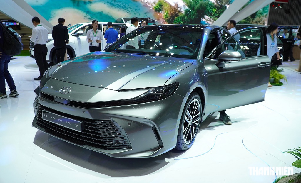 Sedan hạng D: Phân khúc ‘ế’ nhất thị trường, Toyota Camry bán chưa đến 200 xe/tháng - Ảnh 2.