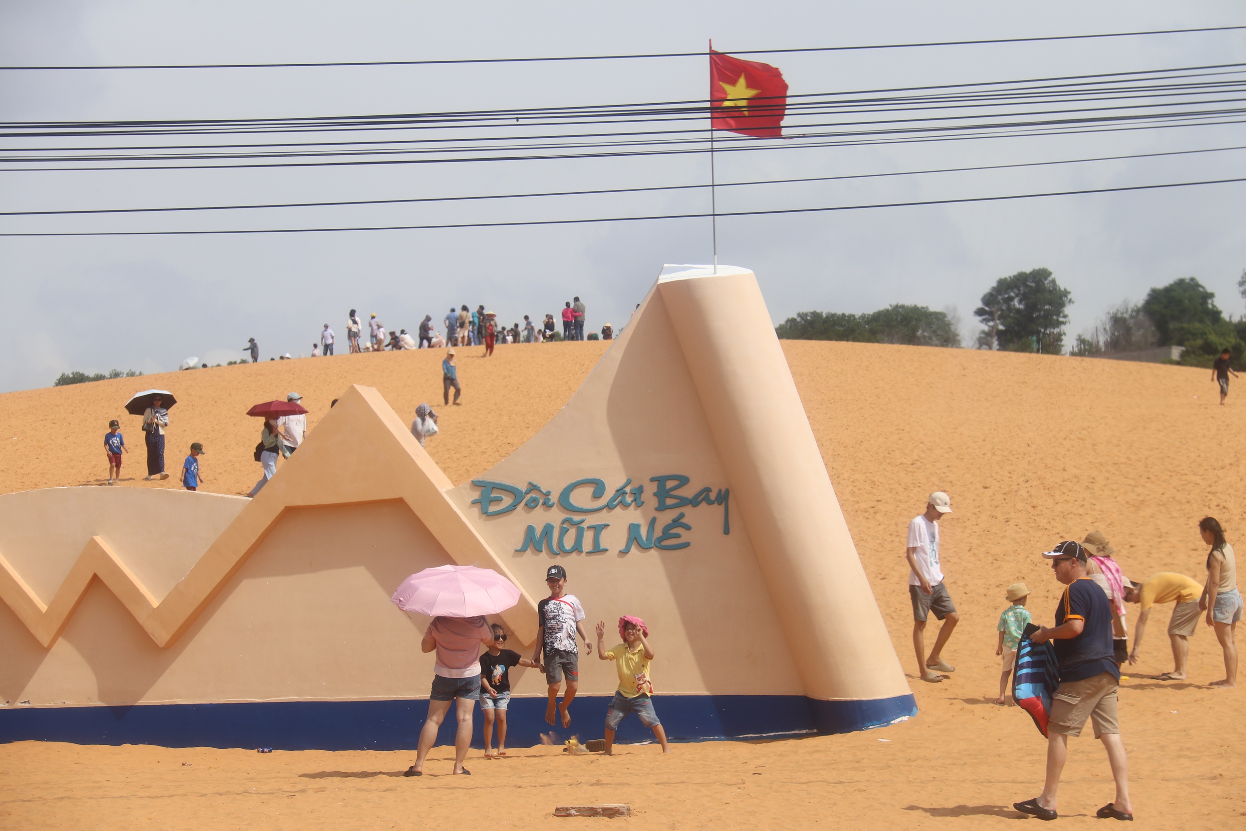 Quyết tâm 'cán đích' thu ngân sách  ở các địa phương top đầu ven biển Lâm Đồng- Ảnh 5.