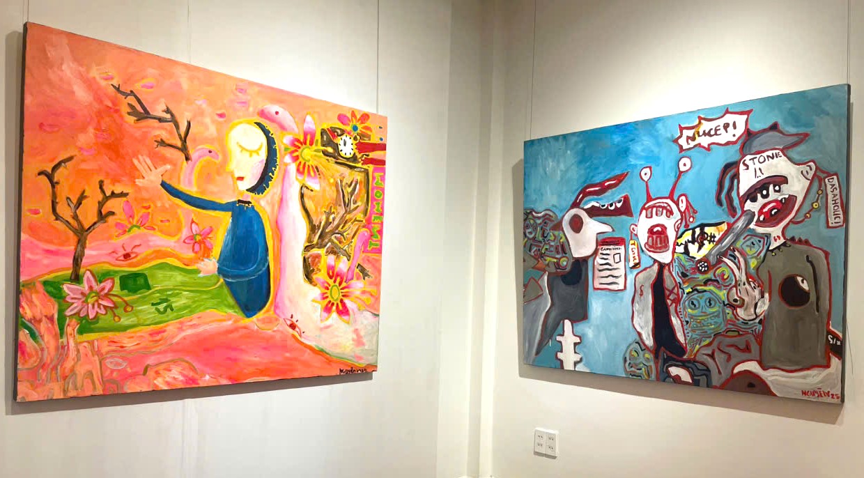 Seniman Họa sĩ 'Dế Mèn