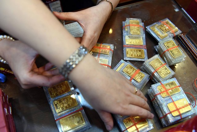 Giá vàng hôm nay 14.8.2025: Tăng vọt lập kỷ lục mới- Ảnh 1.