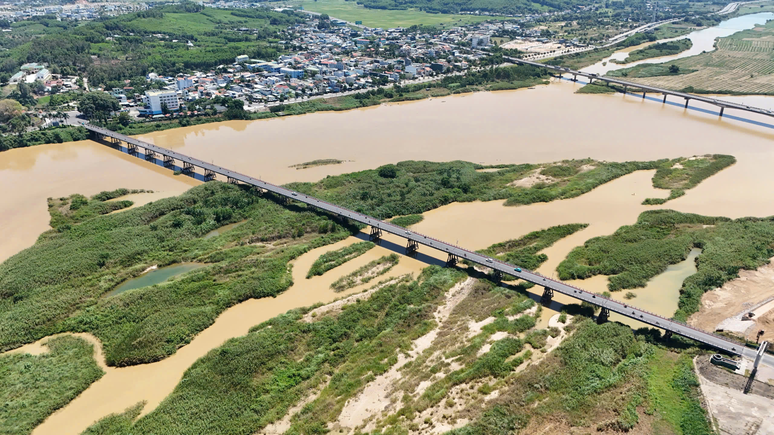 Quảng Ngãi sẽ khởi công xây mới cầu Trà Khúc 1 vào quý 4/2025 - Ảnh 1.