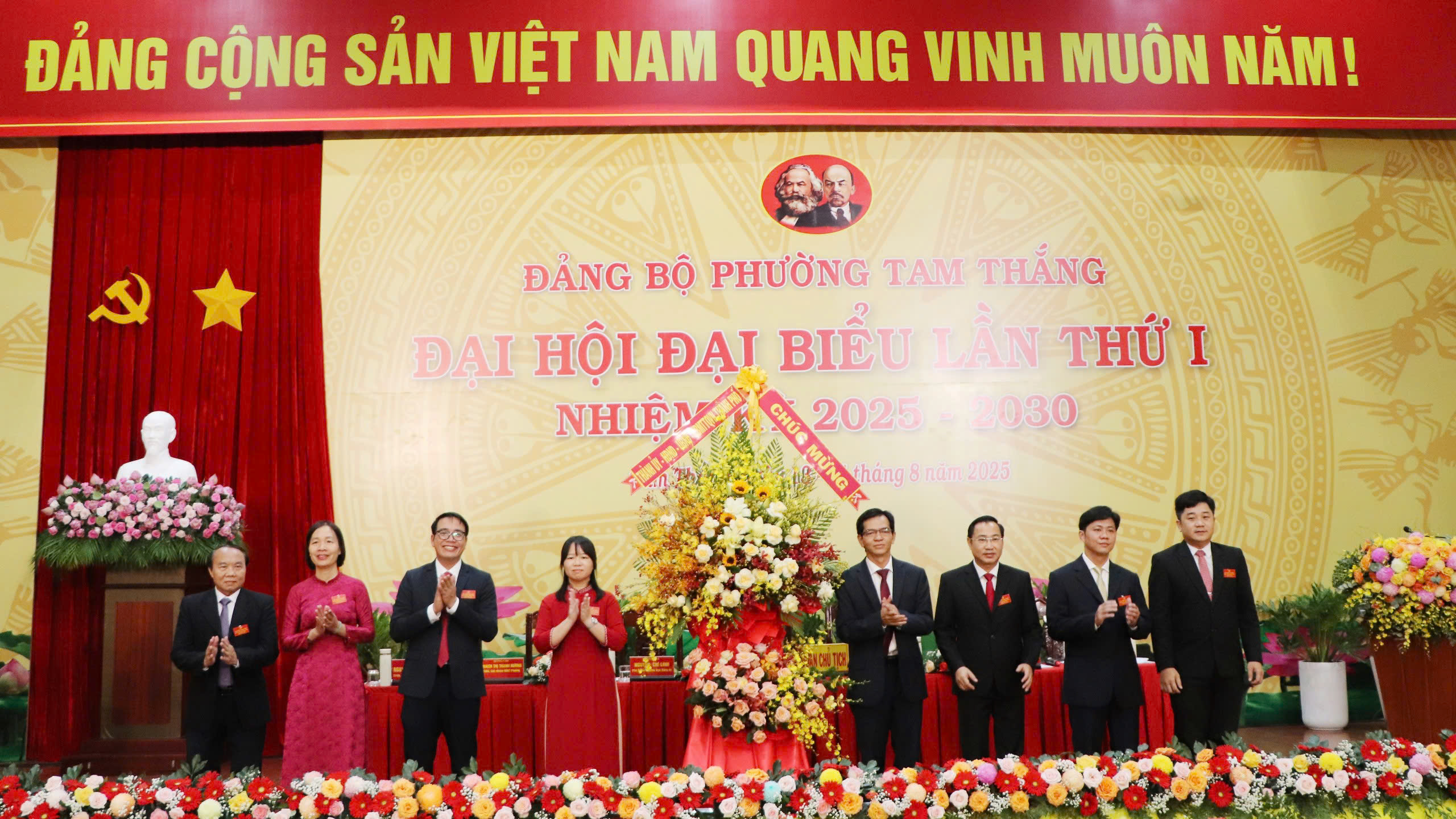 TP.HCM: Nữ Bí thư Đảng ủy phường Tam Thắng là ai?- Ảnh 1.