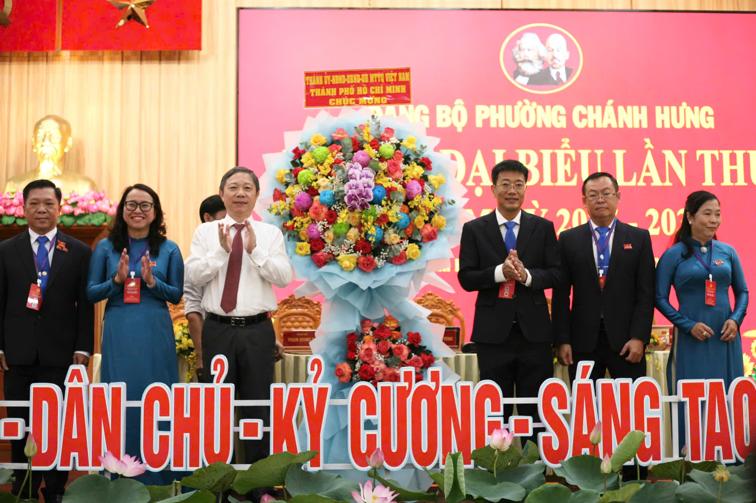 Phường Chánh Hưng ở TP.HCM phát triển kinh tế ven sông thế nào?- Ảnh 2.