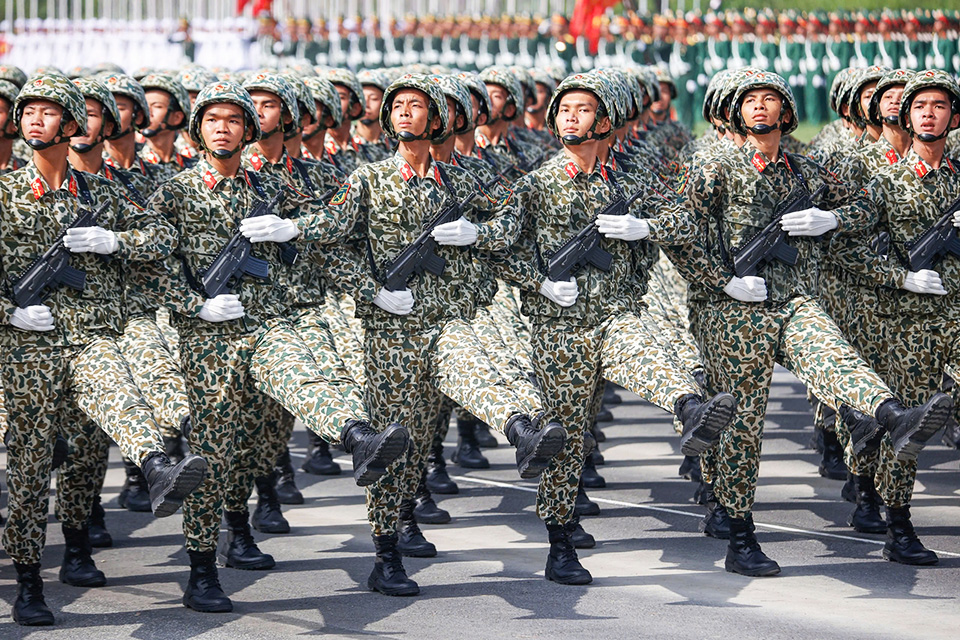 - Фото 4. - Ảnh 4.