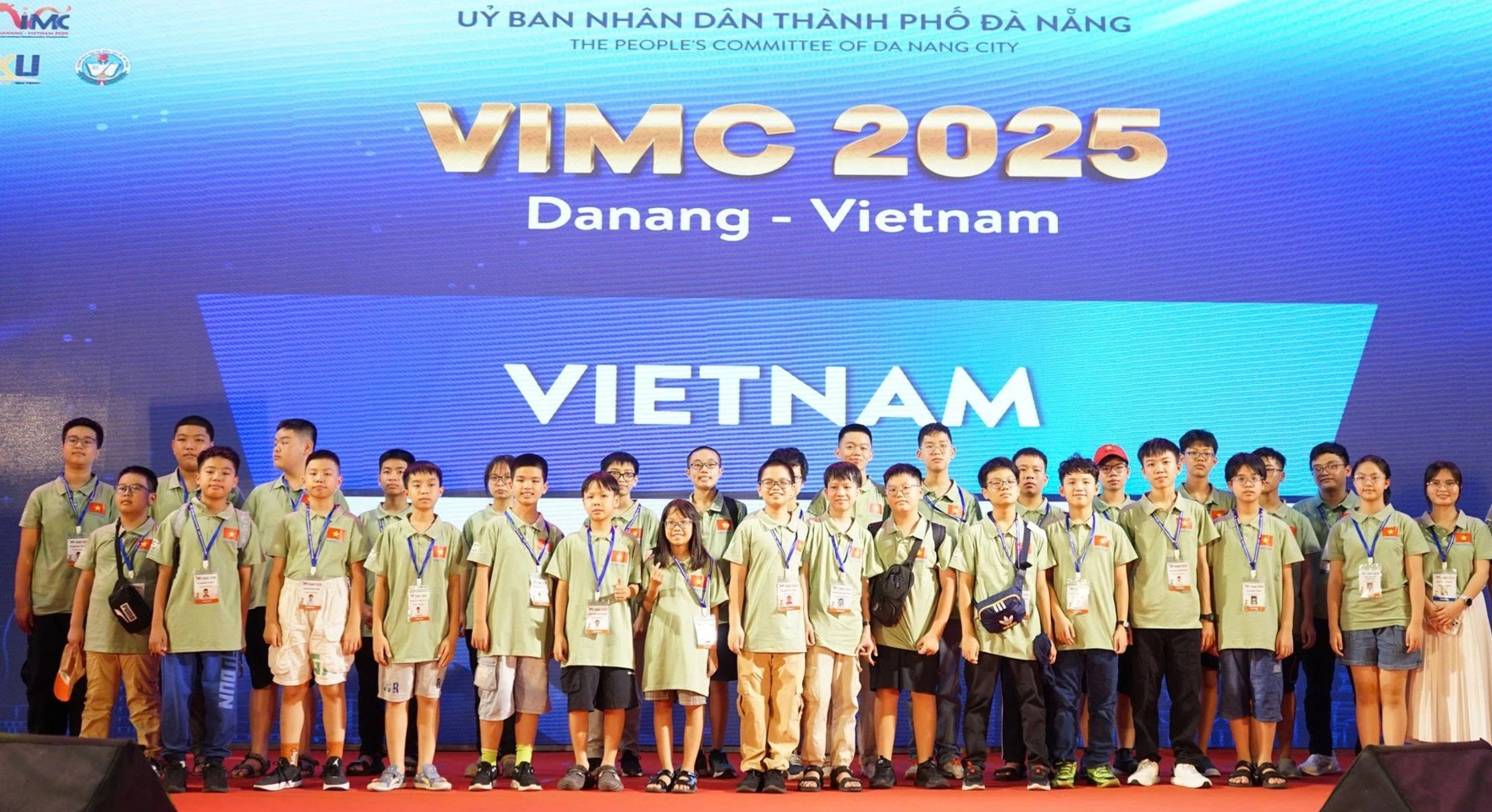 - Foto 1.  - Ảnh 1.