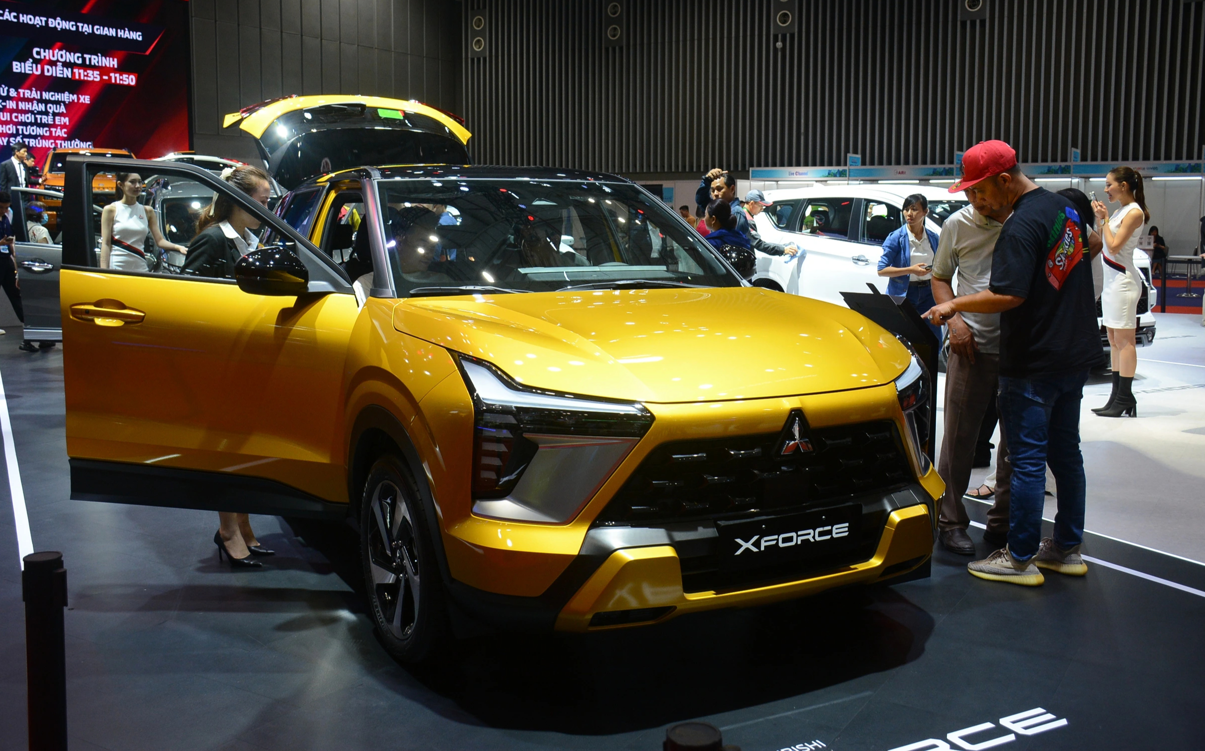 10 ô tô động cơ xăng, dầu bán chạy nhất tháng 10.2025: Xpander trở lại ngôi đầu- Ảnh 4. 10 ô tô động cơ xăng, dầu bán chạy nhất tháng 10.2025: Xpander trở lại ngôi đầu- Ảnh 4.