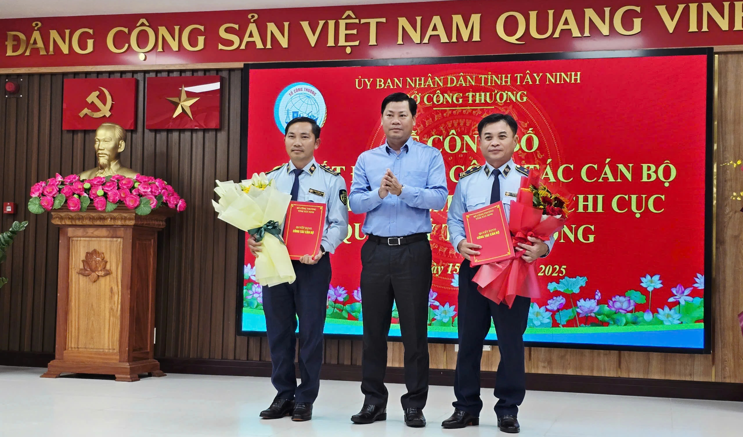 Tây Ninh: Địa bàn 'có chuyện' là trách nhiệm của đội trưởng Quản lý thị trường- Ảnh 1.