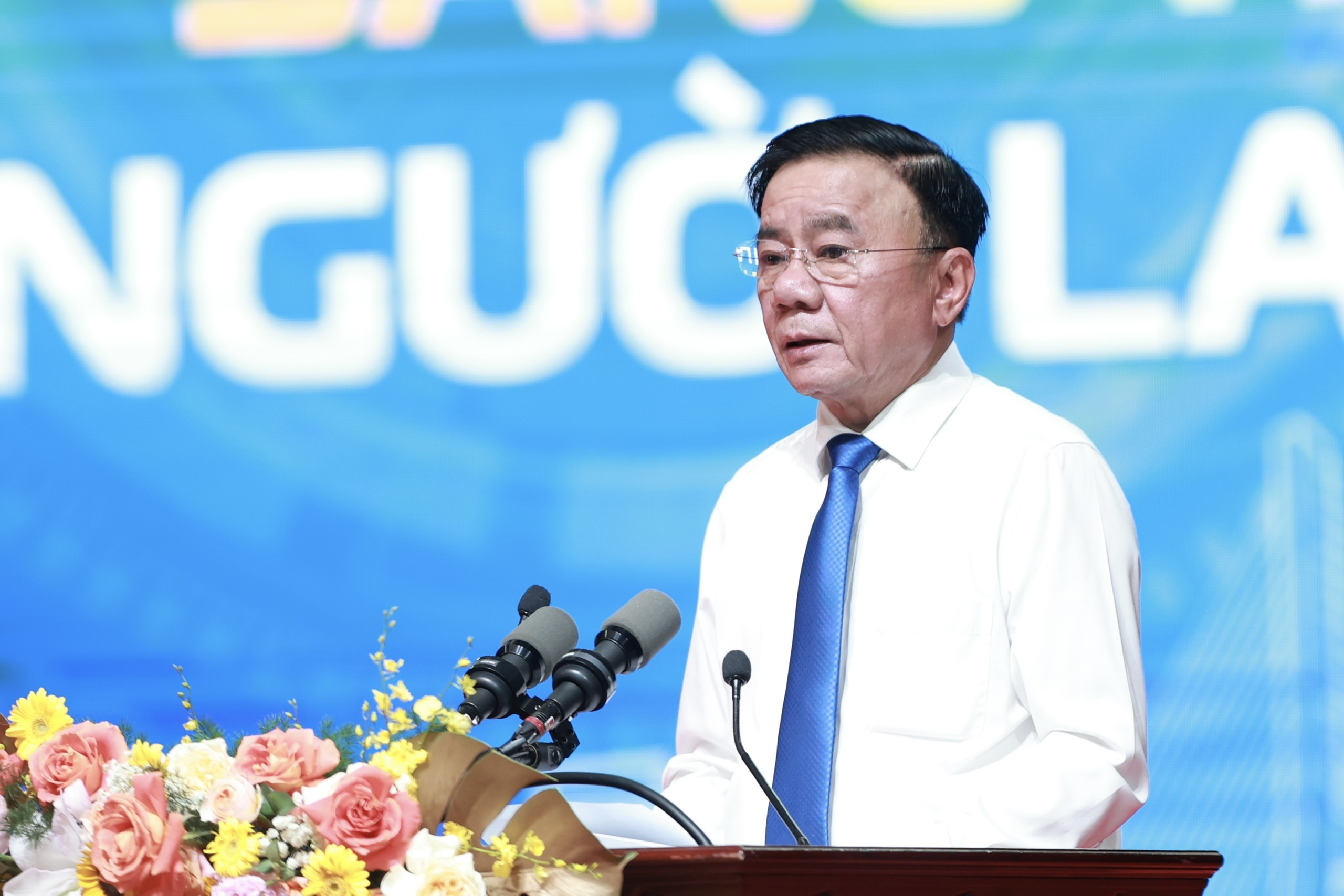 Bộ Chính trị định hướng số thứ trưởng, phó chủ tịch tỉnh, thành phố sau sáp nhập- Ảnh 1. Bộ Chính trị định hướng số thứ trưởng, phó chủ tịch tỉnh, thành phố sau sáp nhập- Ảnh 1.