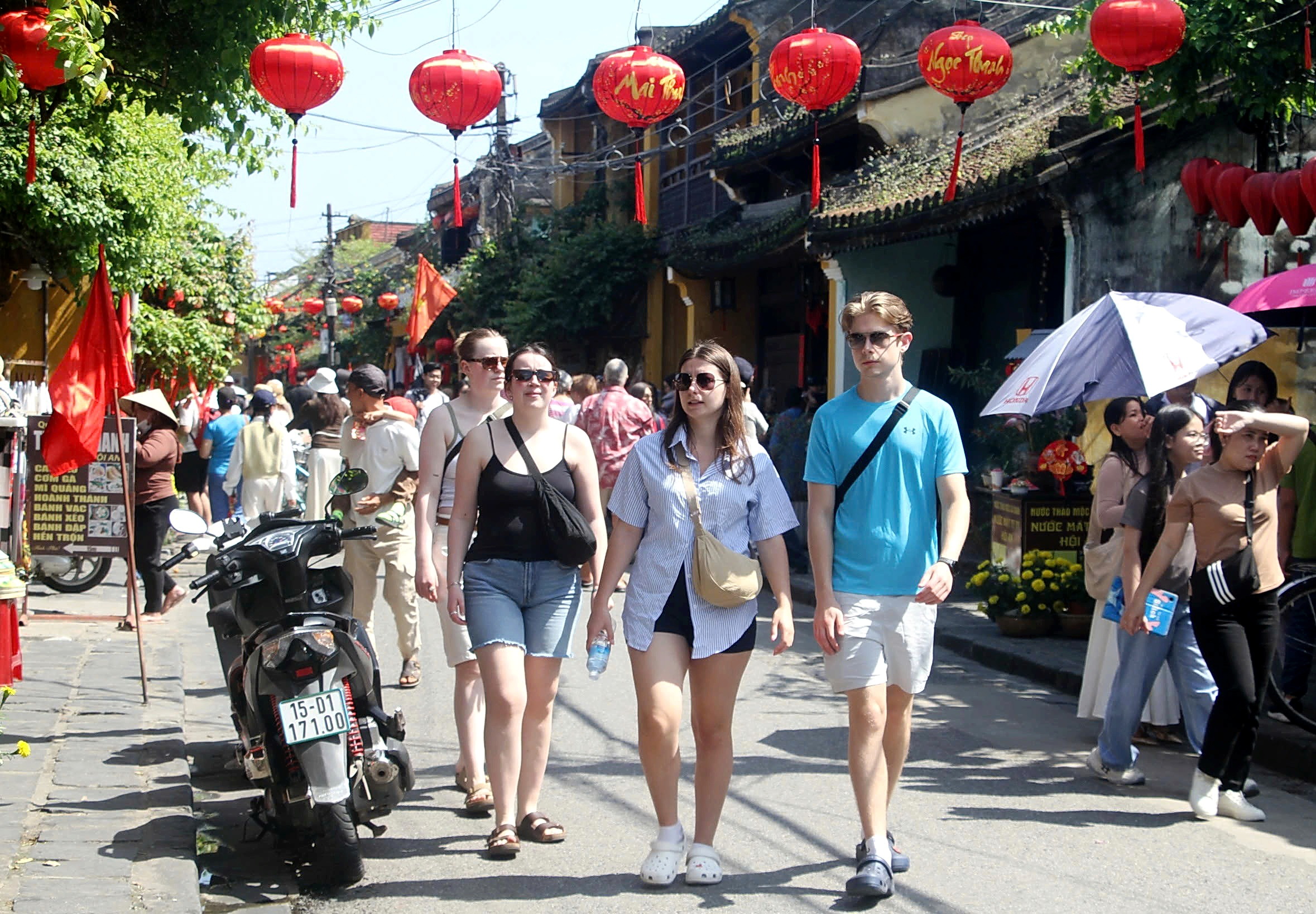 Mở luồng visa kép hút du khách và nhà đầu tư- Ảnh 4. Mở luồng visa kép hút du khách và nhà đầu tư- Ảnh 4.