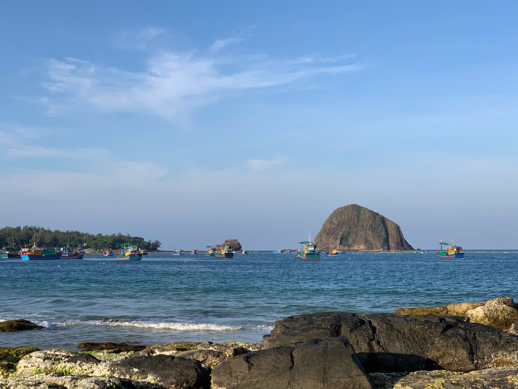 Những ngôi làng tuyệt đẹp ven biển: Nhơn Hội, dải lụa mềm ôm lấy Hòn Yến - Ảnh 8.