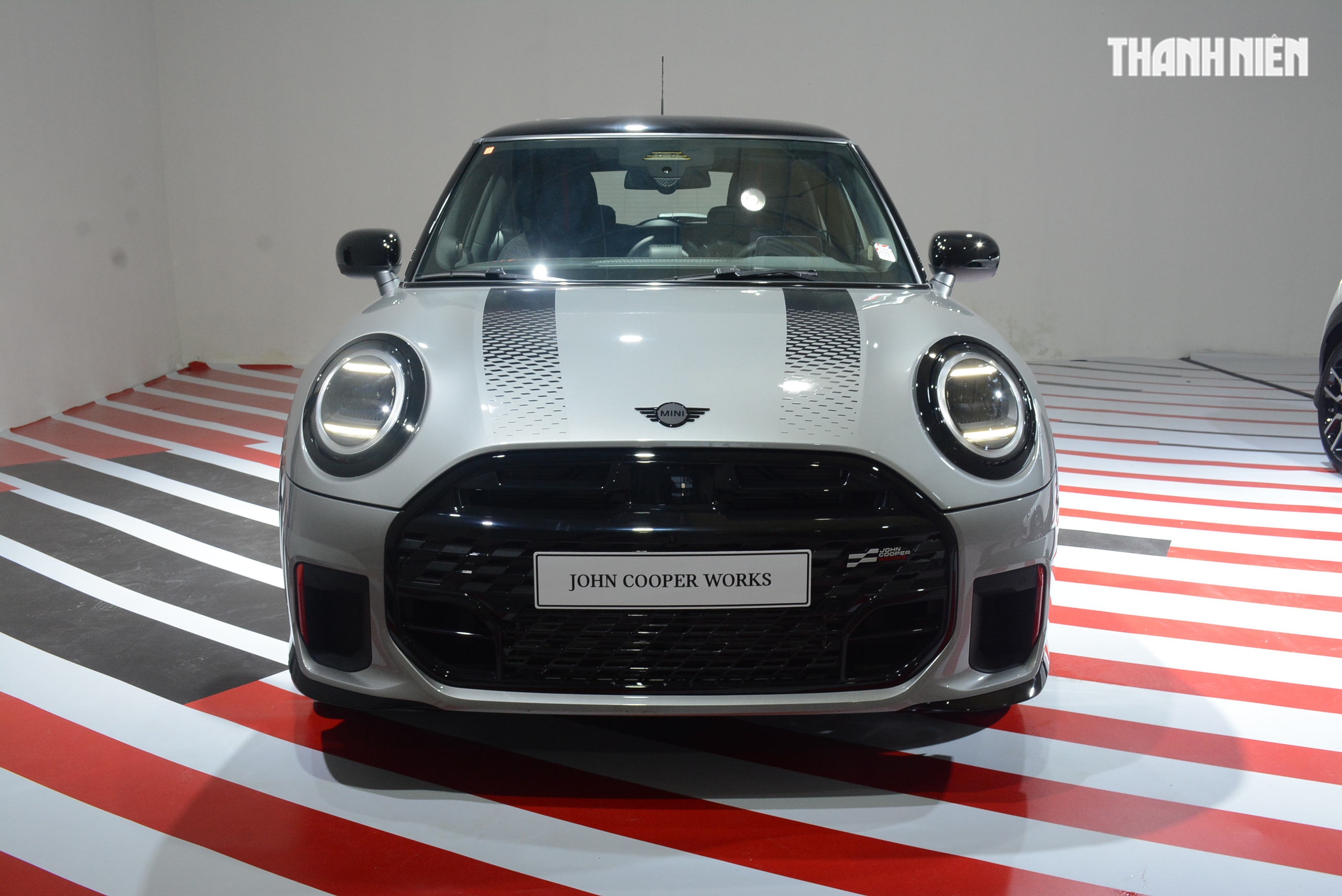 Ô tô hạng sang cỡ nhỏ đậm chất chơi MINI John Cooper Works 2025 có gì mới? - Ảnh 3.