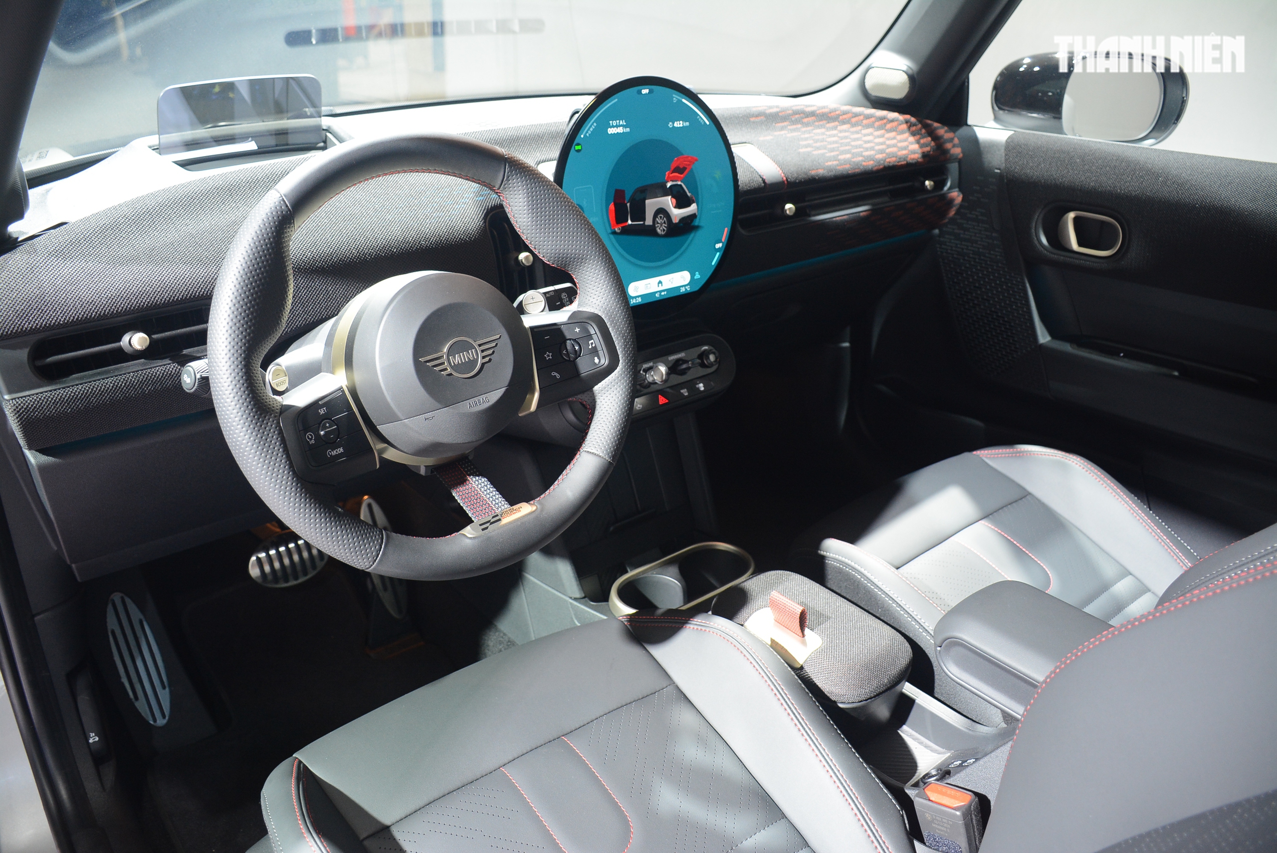 Ô tô hạng sang cỡ nhỏ đậm chất chơi MINI John Cooper Works 2025 có gì mới? - Ảnh 12.