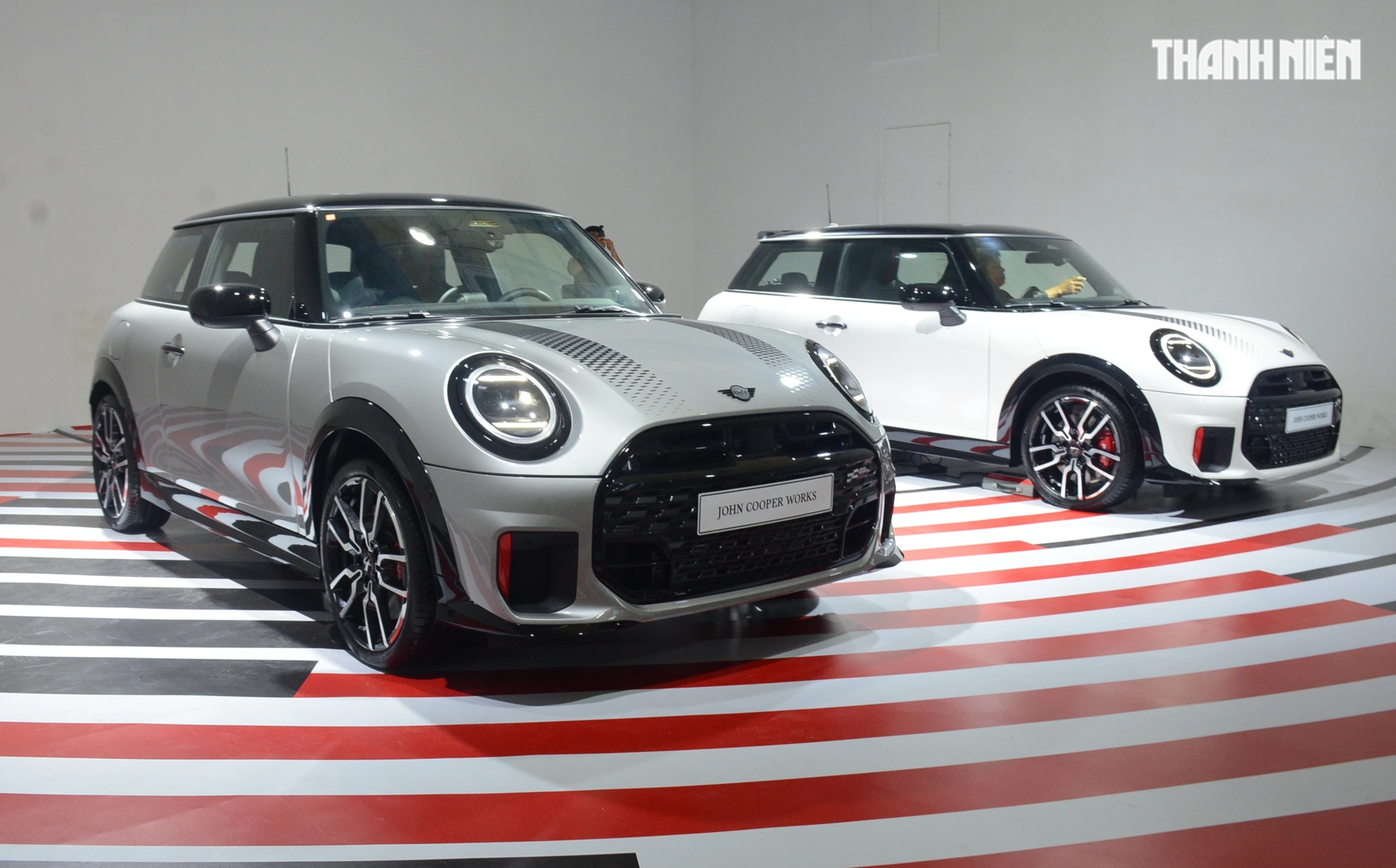 MINI John Cooper Works thế hệ mới về Việt Nam, giá từ 2,529 tỉ đồng- Ảnh 2.