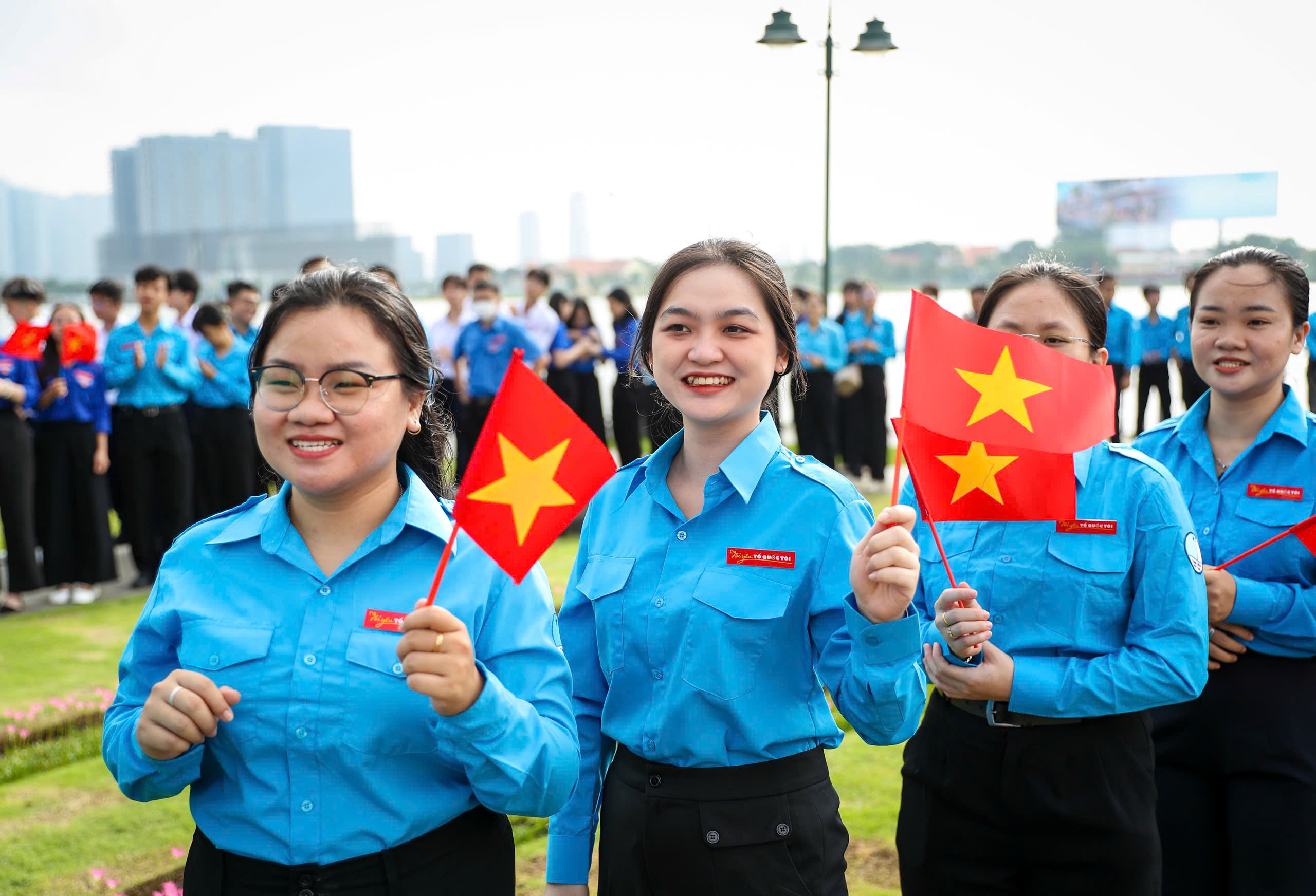 Lễ chào cờ đặc biệt khẳng định niềm tự hào 'Tôi yêu Tổ quốc tôi' - Ảnh 7.