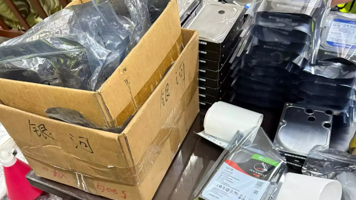 Seagate phát hiện xưởng sản xuất ổ cứng giả tại Malaysia - Ảnh 1.