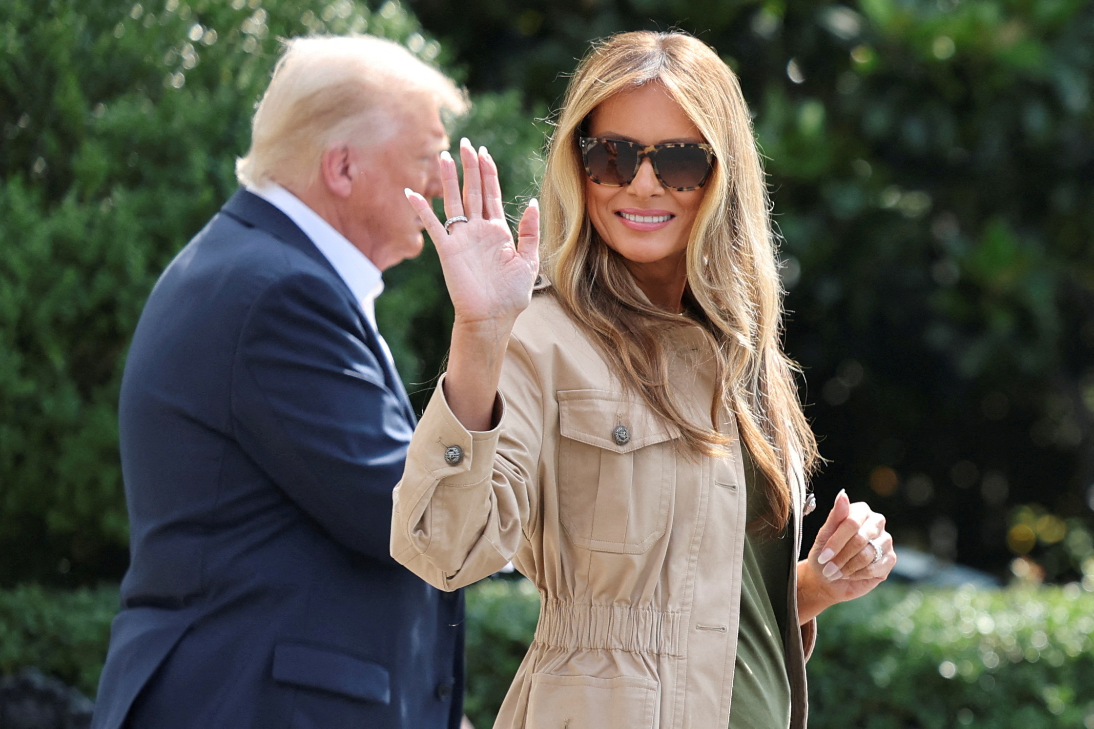 &Ocirc;ng Kimmel: C&acirc;u đ&ugrave;a về phu nh&acirc;n Melania kh&ocirc;ng phải lời 'k&ecirc;u gọi &aacute;m s&aacute;t' - Ảnh 1.