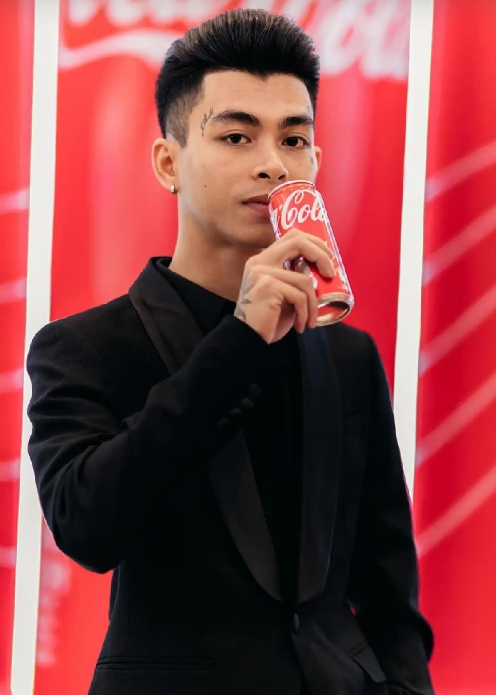 Ông Hun Sen lên tiếng vụ Coca-Cola bị 'tẩy chay' ở Campuchia vì một 1 rapper - Ảnh 1.
