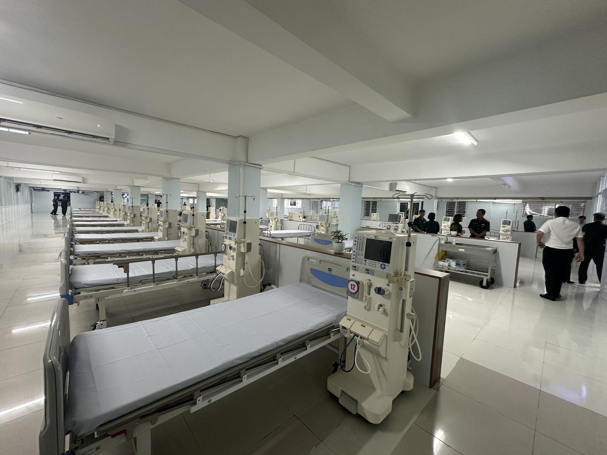 Bệnh Viện Quân Y 121 Nỗ Lực Vươn Tầm - Ảnh 2. Bệnh Viện Quân Y 121 Nỗ Lực Vươn Tầm - Ảnh 2.