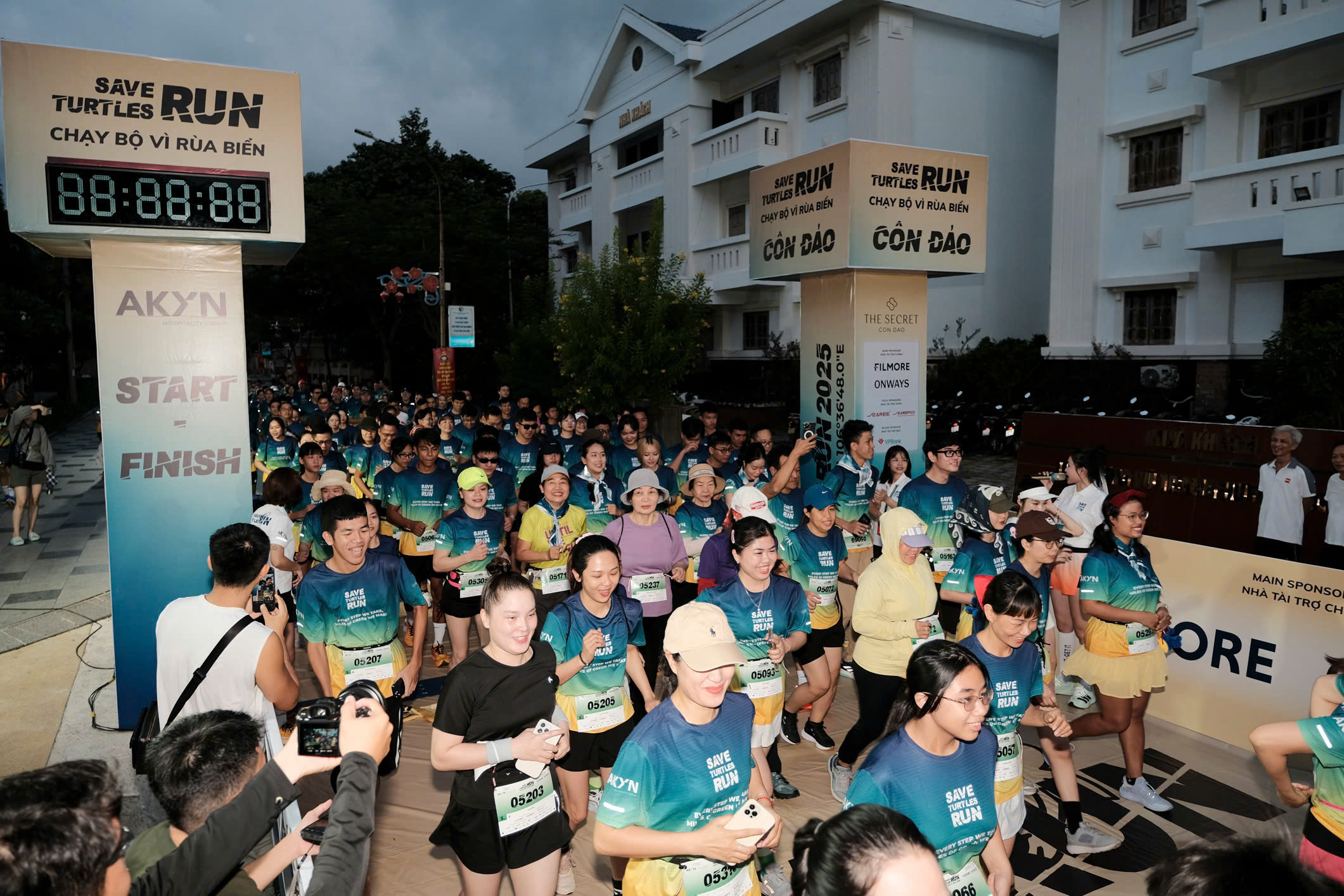 Marathon ở đặc khu Côn Đảo: Chạy những cung đường như tranh, cùng bảo vệ rùa biển - Ảnh 3.