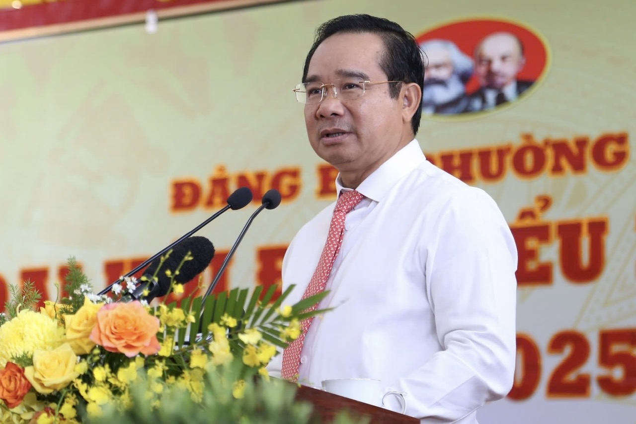 Ông Võ Văn Hồng làm Bí thư phường Dĩ An đông dân nhất TP.HCM - Ảnh 1.