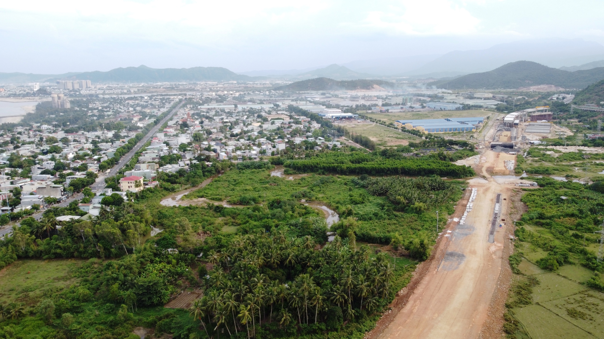 Khu thương mại tự do là 'thời cơ vàng cho Đà Nẵng bứt phá' - Ảnh 1.