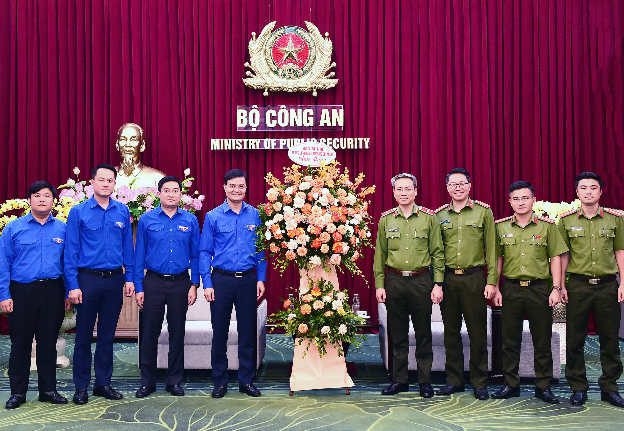 Anh Bùi Quang Huy chúc mừng Bộ Công an nhân kỷ niệm 80 năm ngày truyền thống - Ảnh 2.
