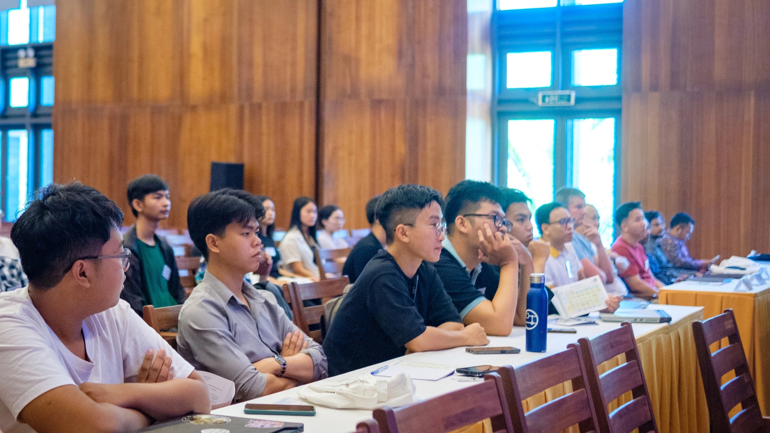 Trường hè trí tuệ nhân tạo đầu tiên tại Việt Nam: Cơ hội cho giới trẻ - Ảnh 2.