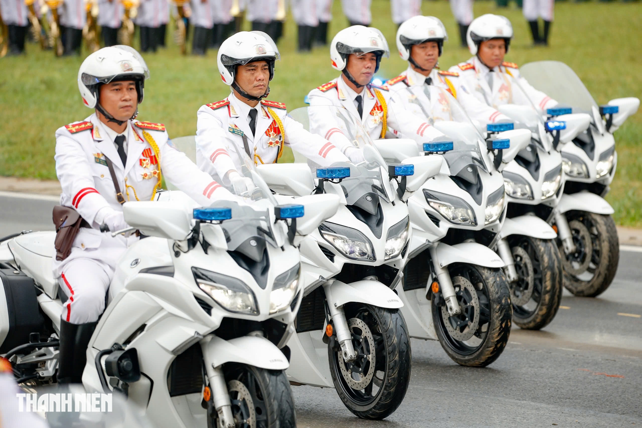 Ngắm dàn xe bọc thép và chống khủng bố tại diễu binh A80 của công an - Ảnh 5. Ngắm dàn xe bọc thép và chống khủng bố tại diễu binh A80 của công an - Ảnh 5.