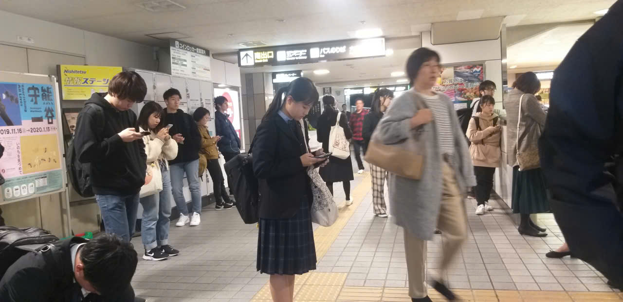 Các nền kinh tế lớn chuộng dùng nhiều bộ sách giáo khoa - Ảnh 2.