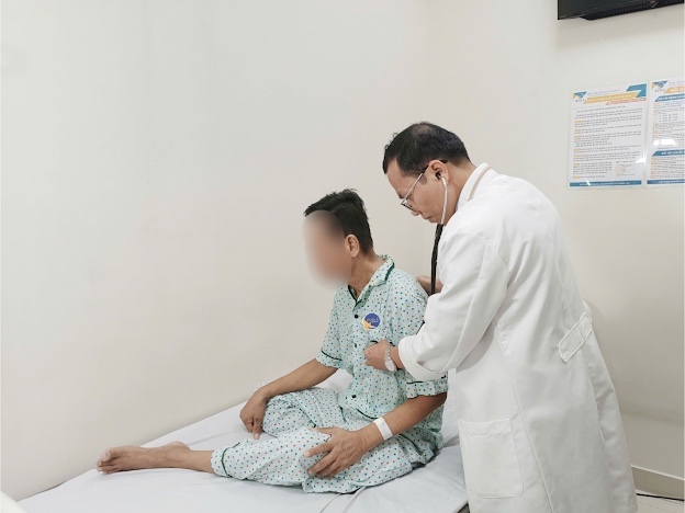 Giành Sự Sống Cho Người Đàn Ông 12 Ngày Hôn Mê Do Nhồi Máu Cơ Tim 1 Giành Sự Sống Cho Người Đàn Ông 12 Ngày Hôn Mê Do Nhồi Máu Cơ Tim - Ảnh 1.