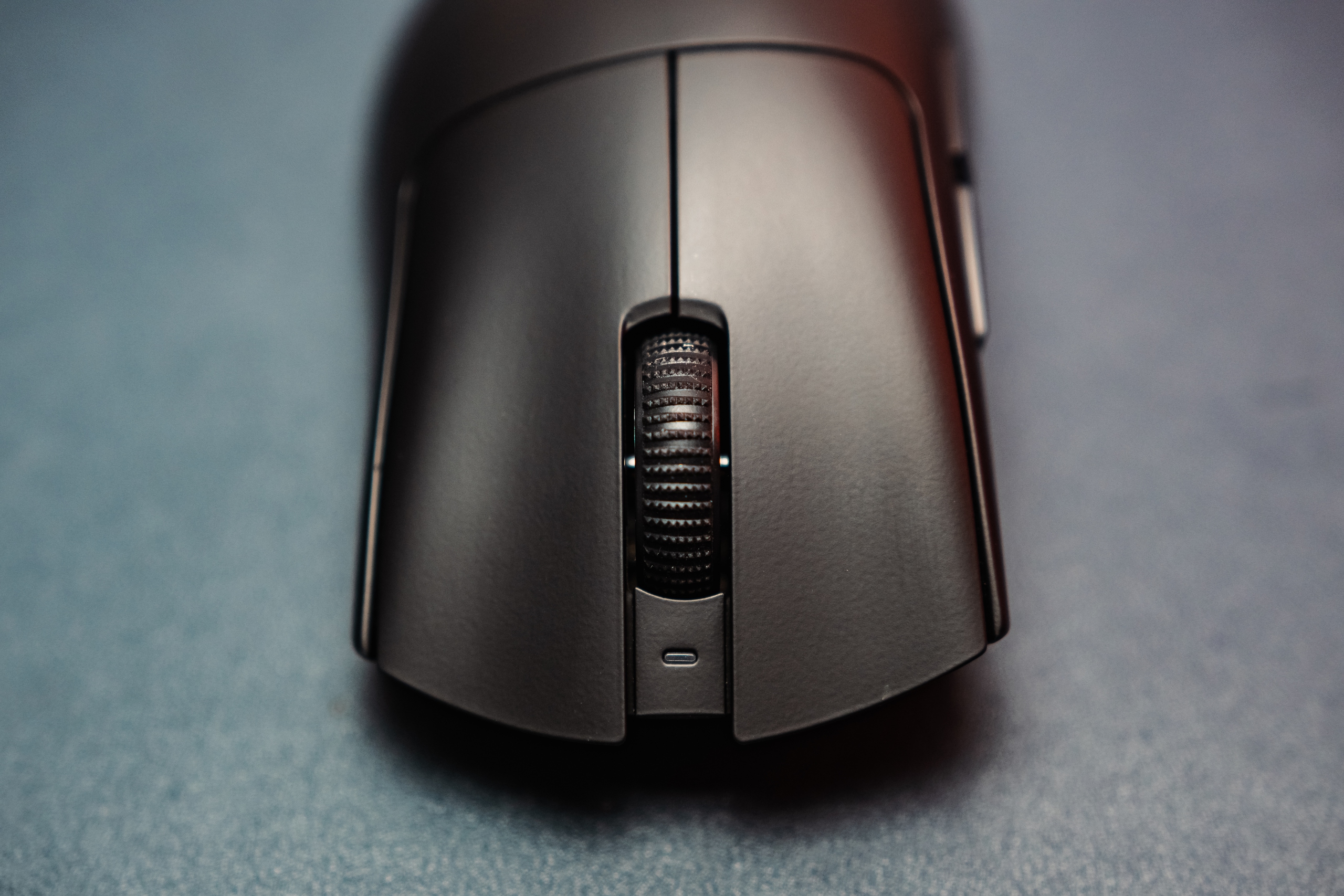 Trải nghiệm Razer DeathAdder V4 Pro và BlackShark V3 Pro: combo hoàn hảo cho game thủ FPS - Ảnh 1.
