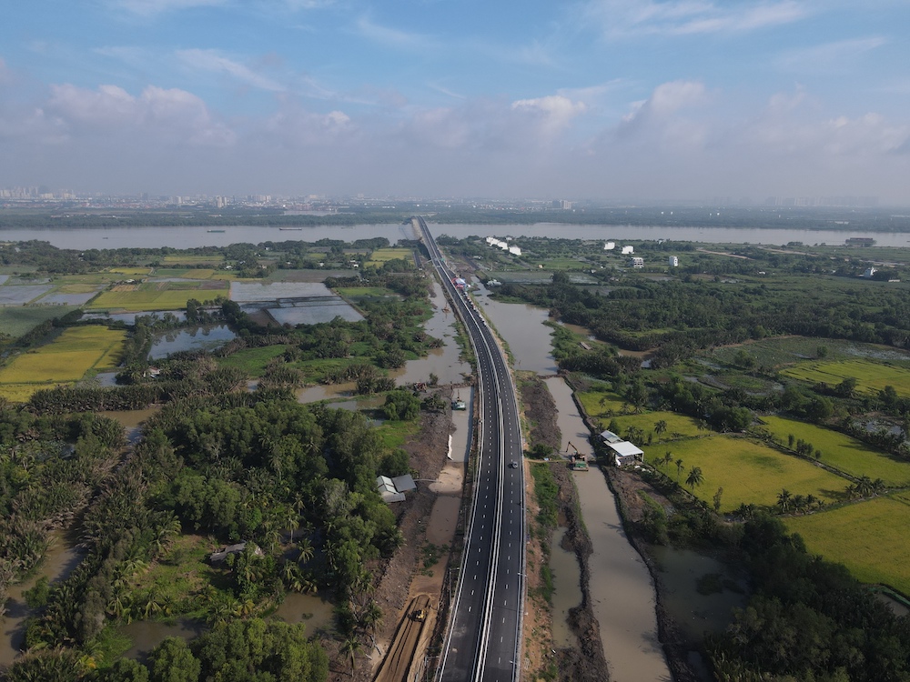 Mở rộng cao tốc TP.HCM - Long Thành lên 8-10 làn xe, thông xe cầu Nhơn Trạch - Ảnh 1.