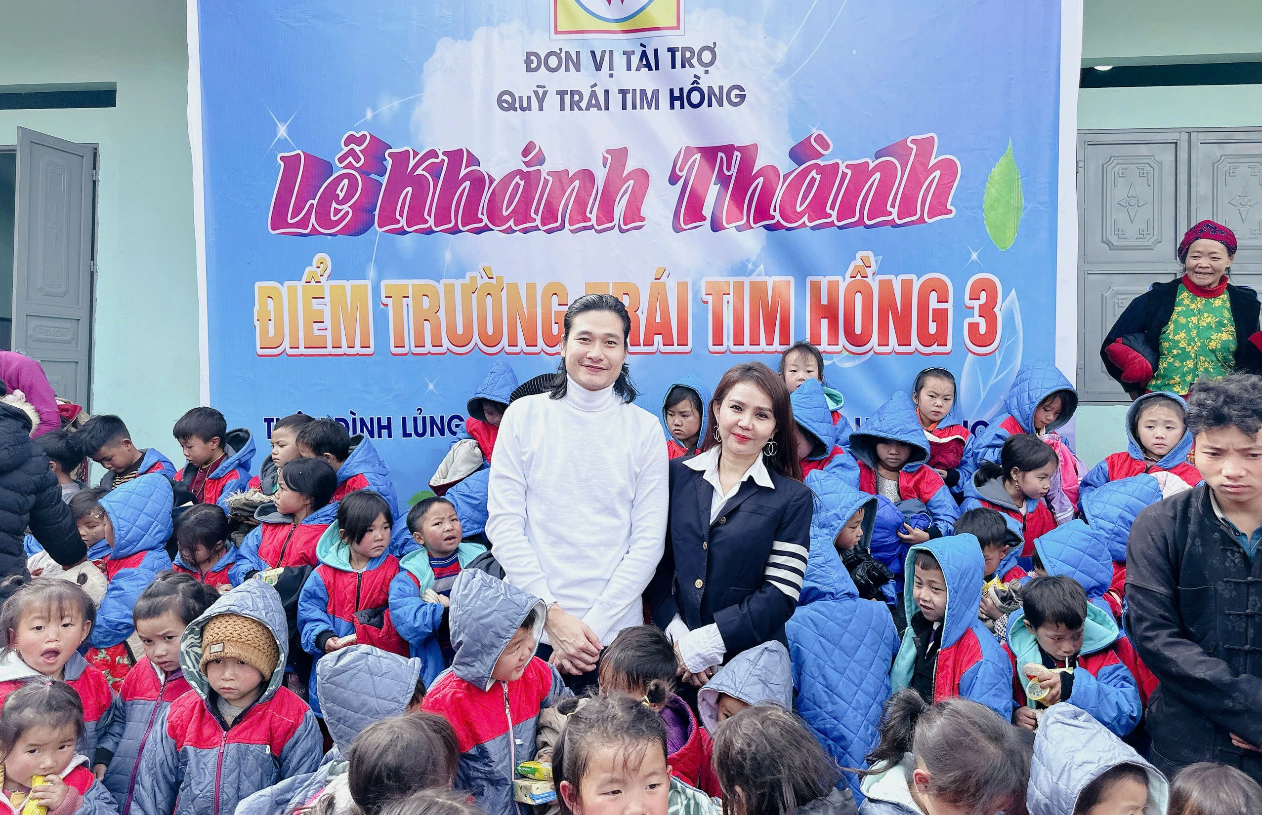 Từ 'vai ác' màn ảnh đến hành trình gieo 'trái tim hồng' thiện nguyện ở đời thường- Ảnh 2.