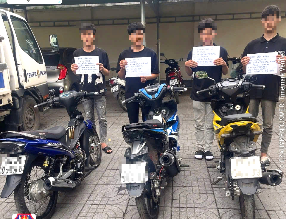TP.HCM: Bắt tạm giam 17 thanh thiếu niên tụ tụ đua xe trái phép   - Ảnh 1.