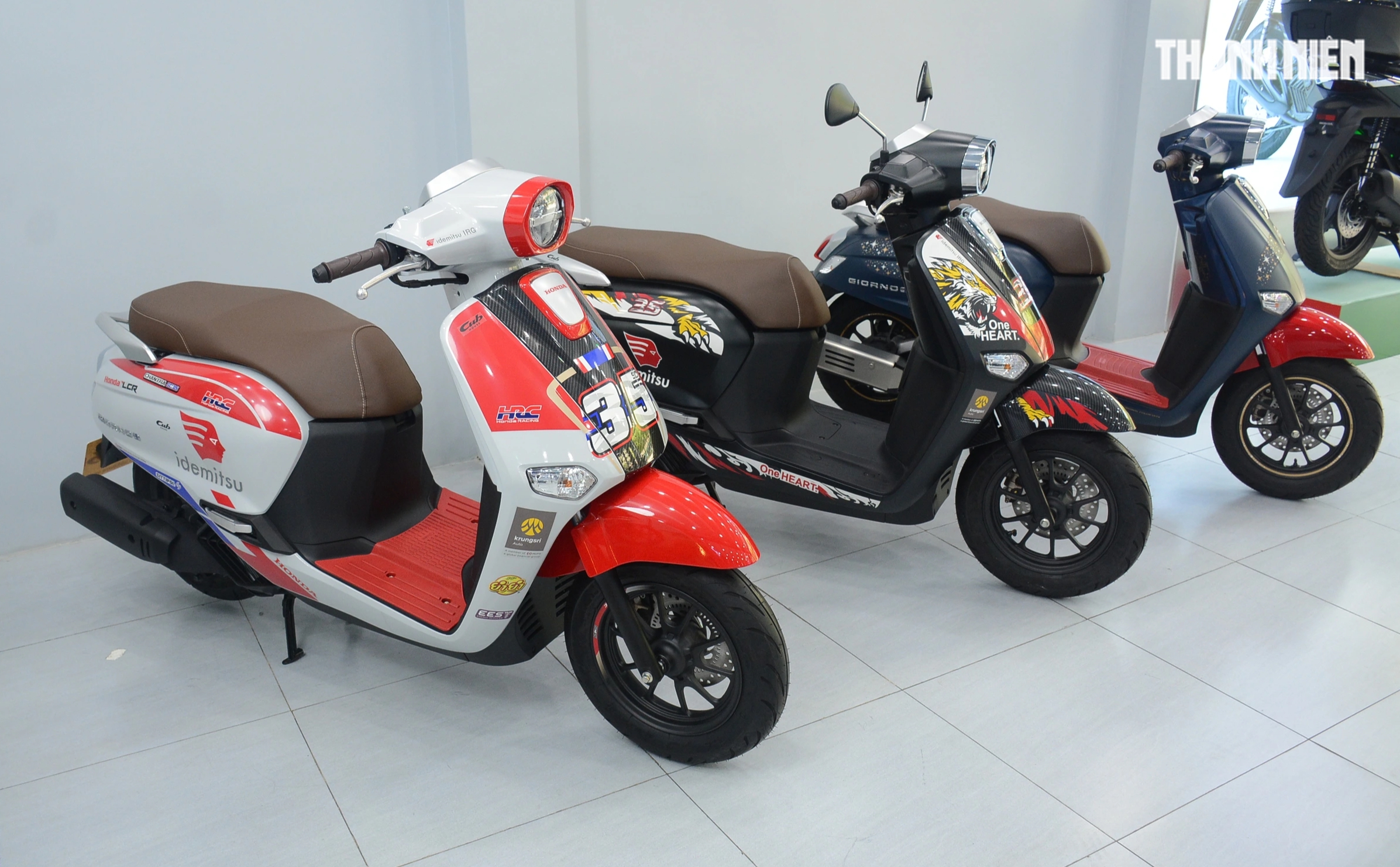 Chỉ sản xuất 99 chiếc, Honda Giorno+ SC35 ThaiGP bất ngờ xuất hiện tại Việt Nam - Ảnh 5.