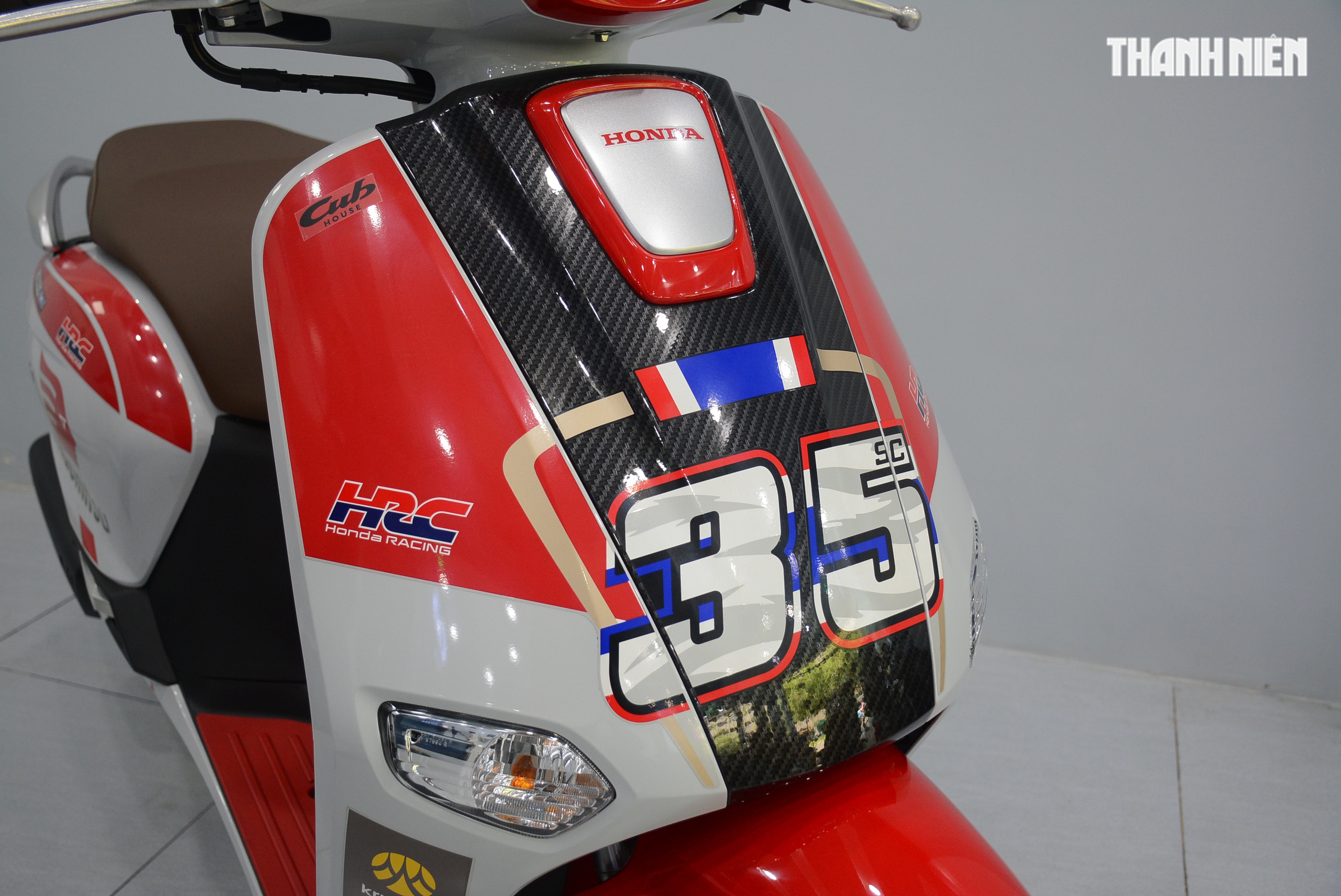 Chỉ sản xuất 99 chiếc, Honda Giorno+ SC35 ThaiGP bất ngờ xuất hiện tại Việt Nam - Ảnh 7.