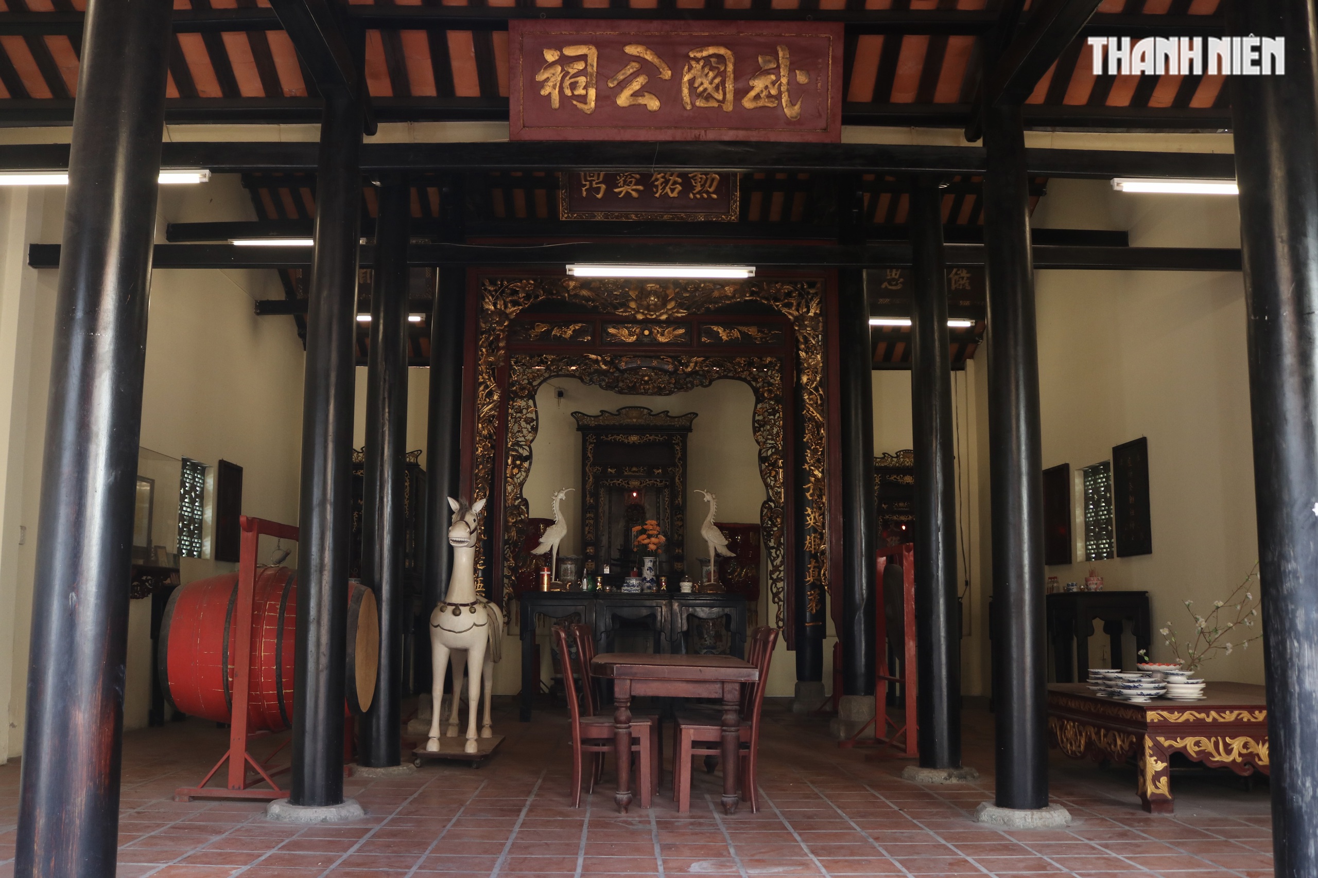 Mộ cổ 223 năm ở TP.HCM, của tướng phò chúa Nguyễn tự thiêu để cứu binh lính- Ảnh 6. Mộ cổ 223 năm ở TP.HCM, của tướng phò chúa Nguyễn tự thiêu để cứu binh lính- Ảnh 6.