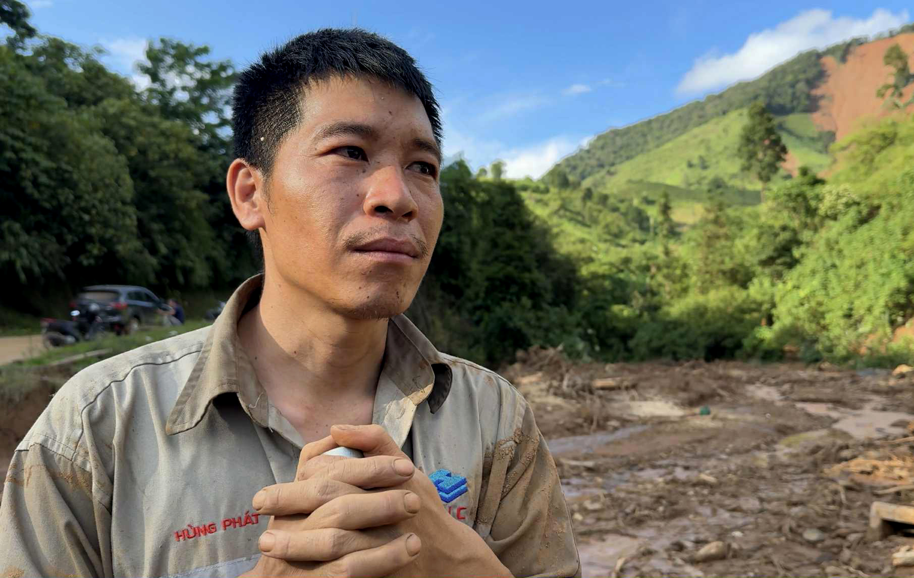 Đêm trắng ở Xa Dung: Hò nhau chạy trong tiếng gầm của núi rừng- Ảnh 2.