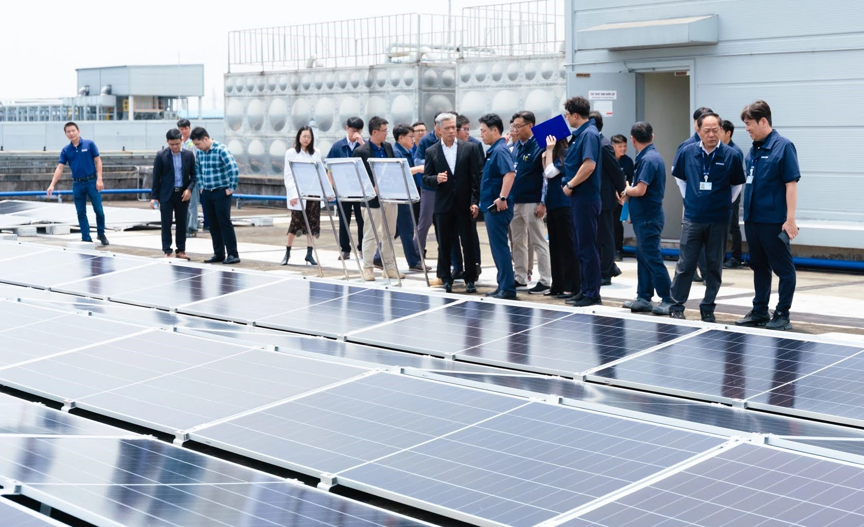 Samsung thu hơn 2,5 triệu kWh mỗi năm từ điện mặt trời áp mái tại Việt Nam- Ảnh 1. Samsung thu hơn 2,5 triệu kWh mỗi năm từ điện mặt trời áp mái tại Việt Nam- Ảnh 1.
