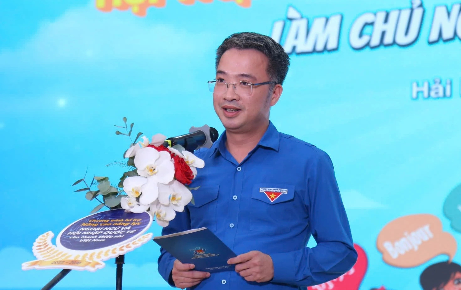 Cán bộ trẻ tỏa sáng tại cuộc thi Olympic tiếng Anh lần thứ 7 năm 2025 - Ảnh 1.