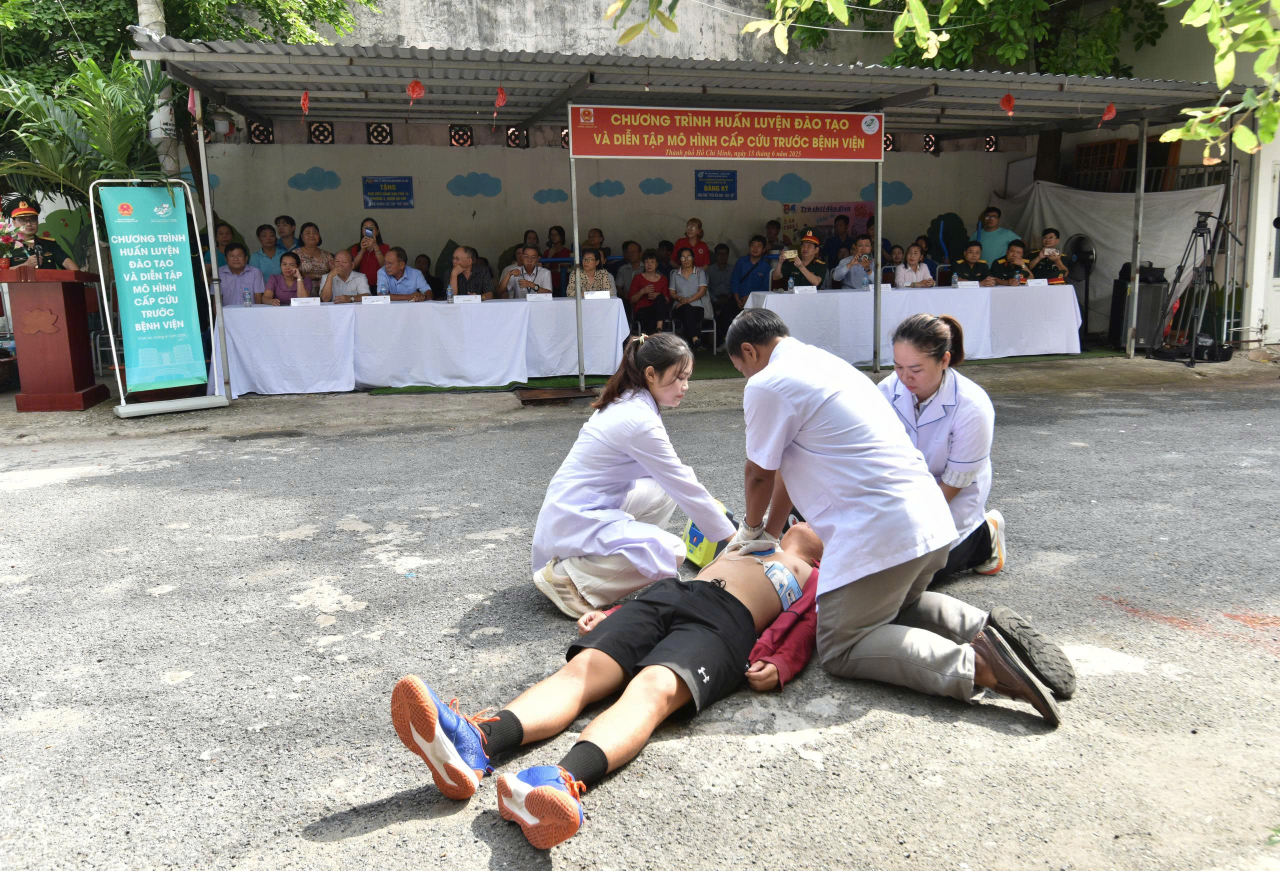 TP.HCM: 95 phút ngưng tim, cụ ông người nước ngoài hồi sinh ngoạn mục   - Ảnh 3.