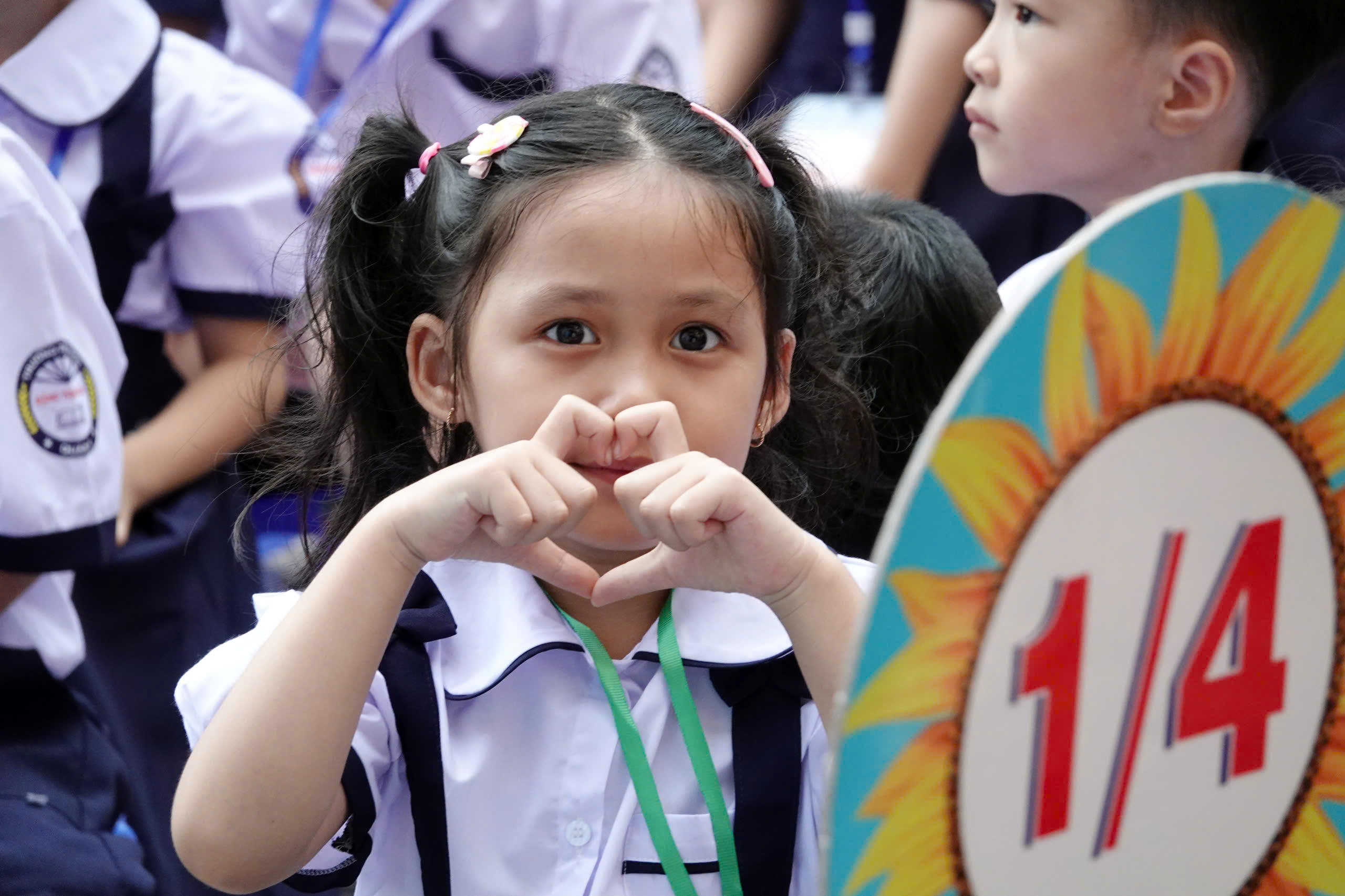 Nụ cười trong trẻo ngày tựu trường của học sinh lớp 1 TP.HCM - Ảnh 7.